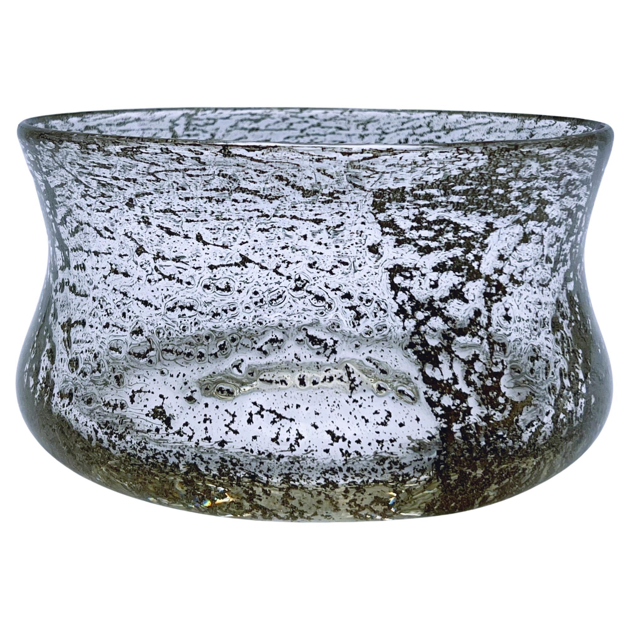 1970er Benny Motzfeldt (1909-1996) für PLUS Norwegen, Schale aus skandinavischem Kunstglas
