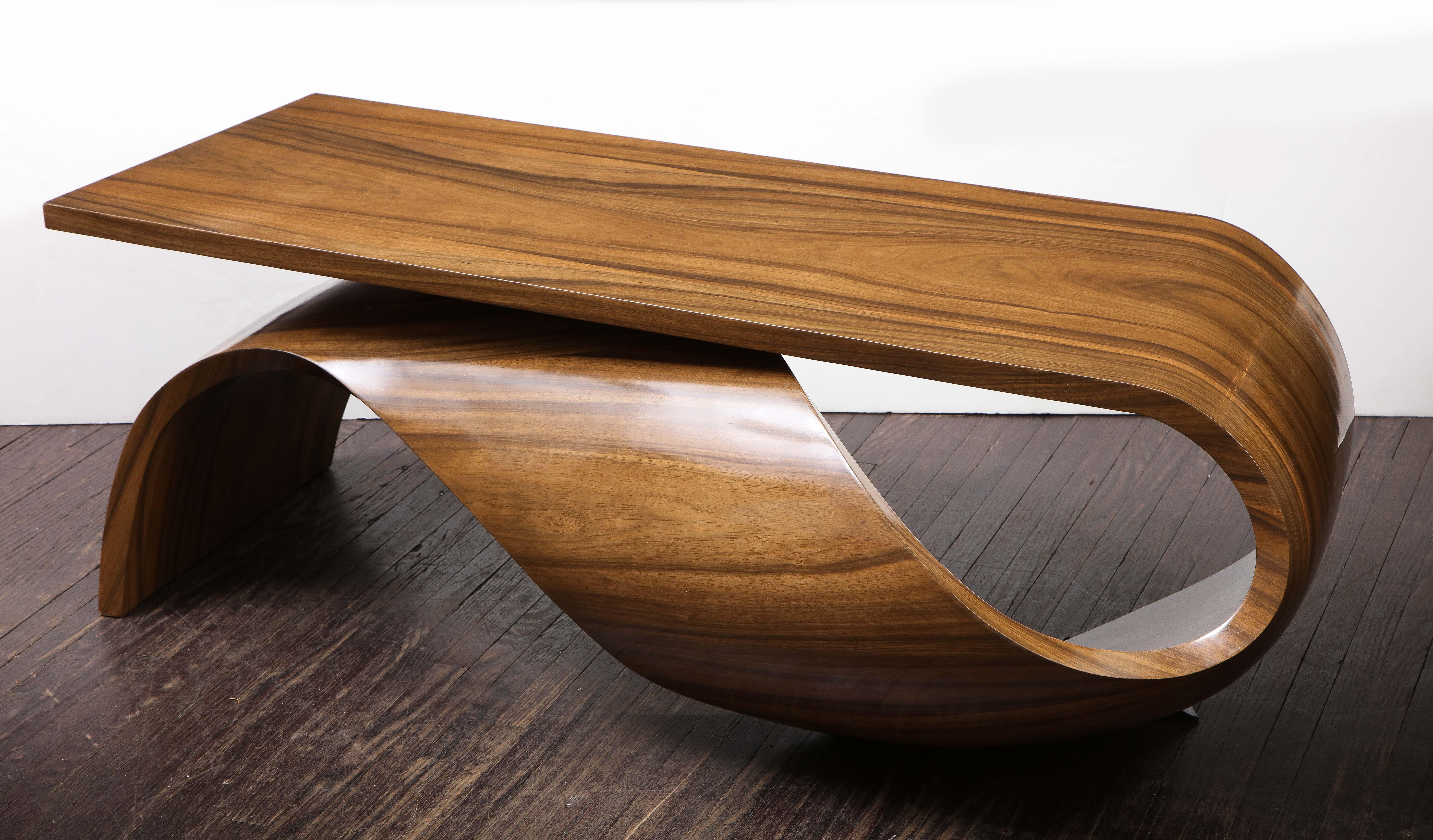 table basse bois courbe