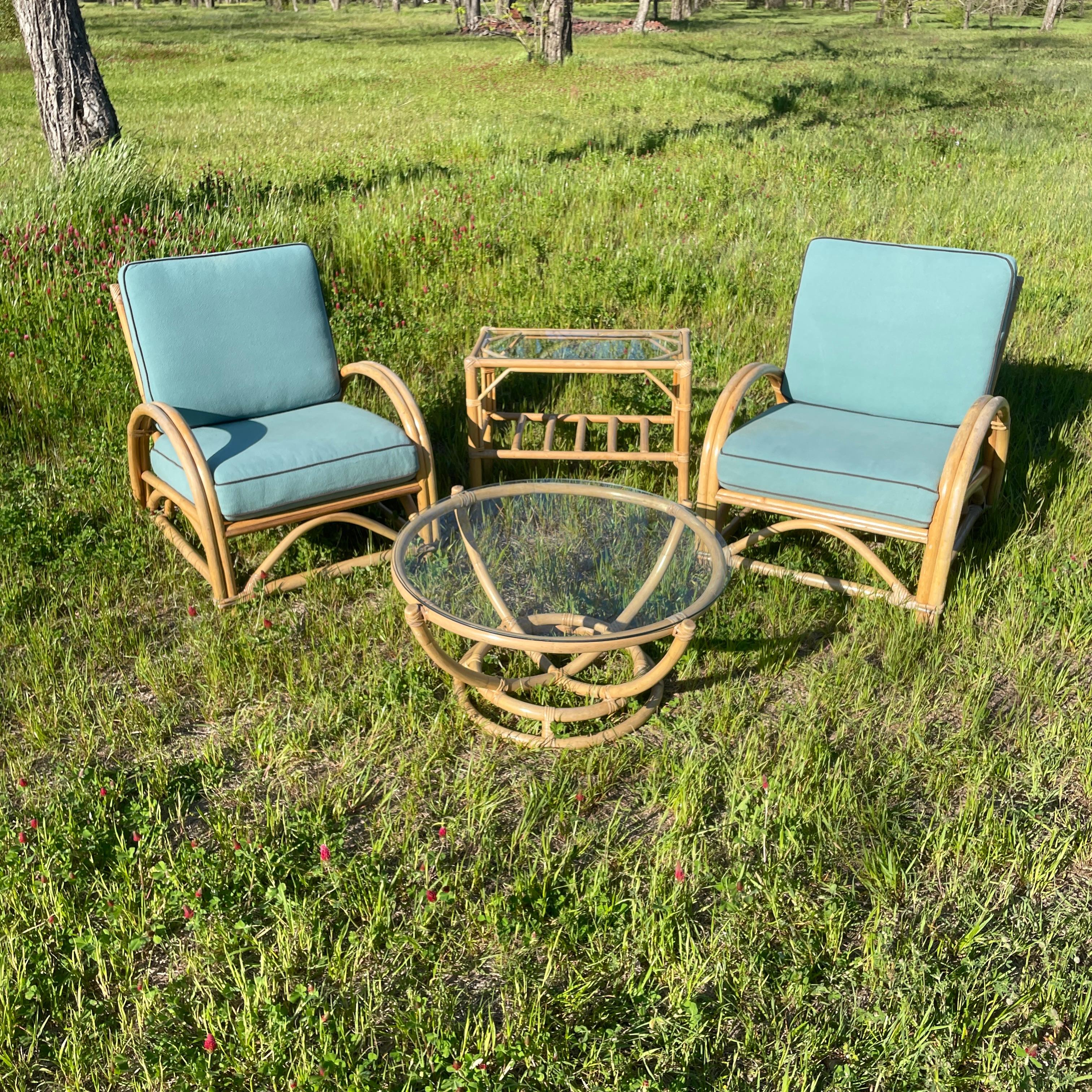 1970s Bentwood Bamboo Patio Furniture, Pair of Lounge Chairs and Table Set of 4 For Sale 2