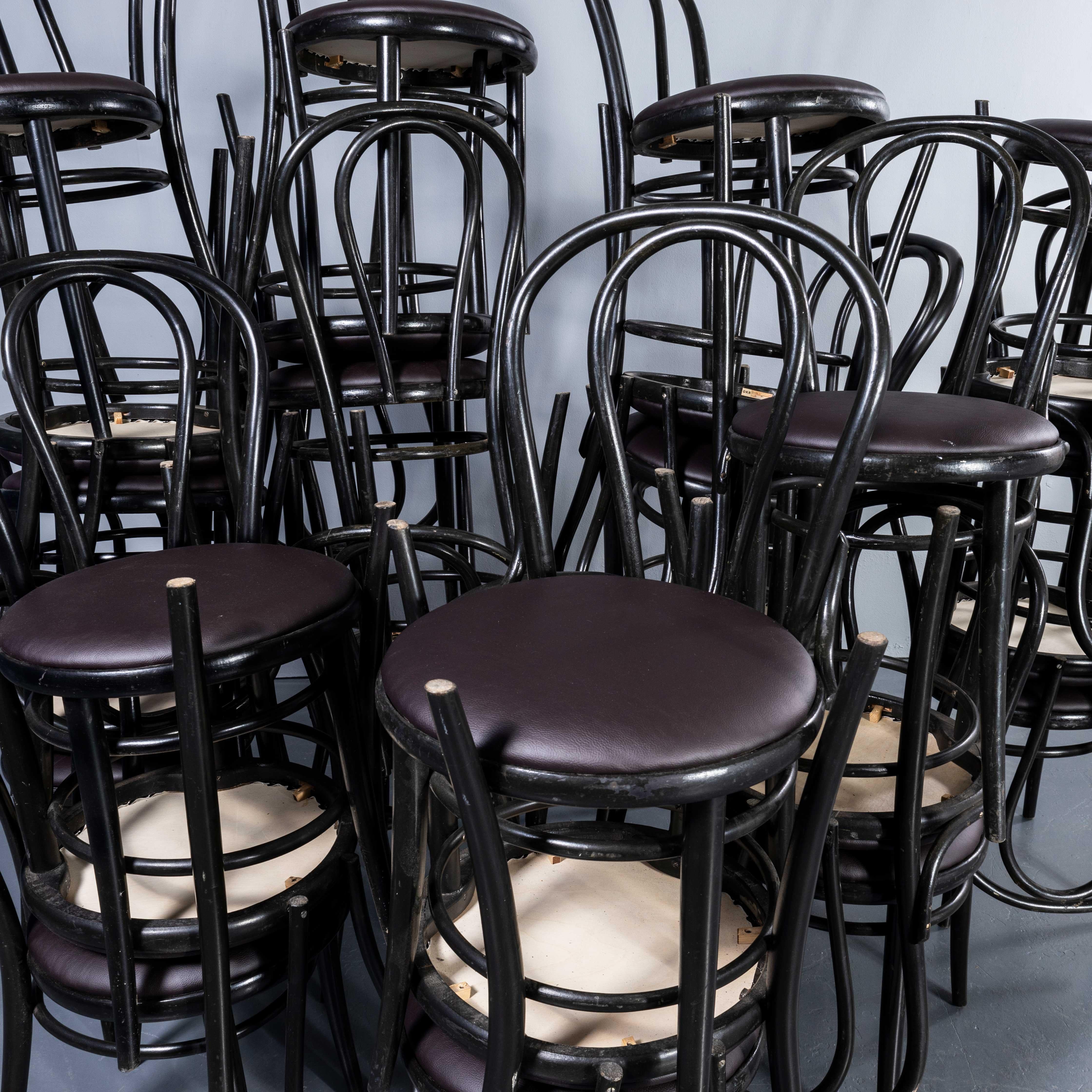 Ceco Sedie da pranzo imbottite in legno Bentwood Hoopback degli anni '70 - Grande quantità disponibile in vendita