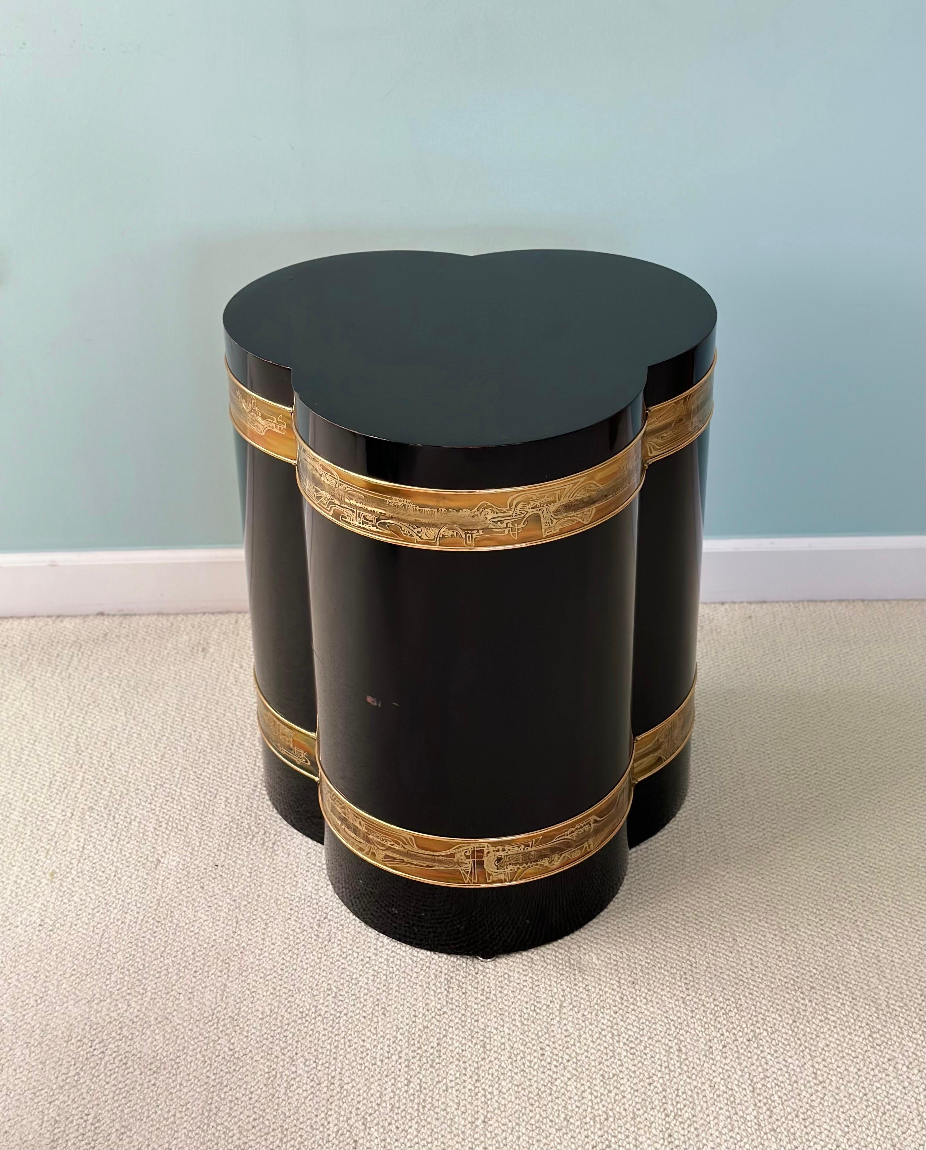 1970s Bernard Rohne for Mastercraft Trefoil Black Lacquer and Brass Side Table  3