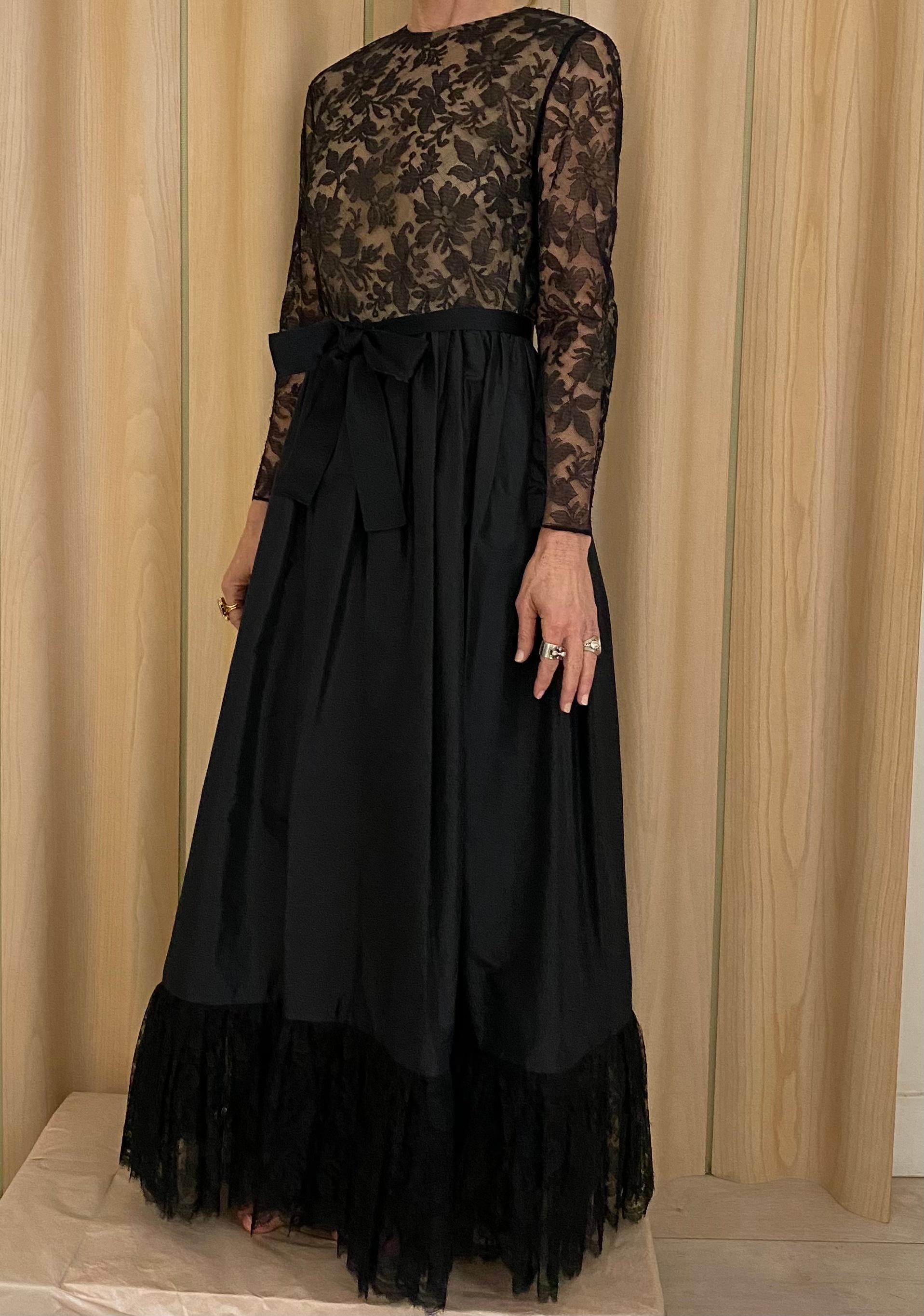 1970s Bill Blass Black Lace and Silk Tafetta Maxi Dress For Sale 9