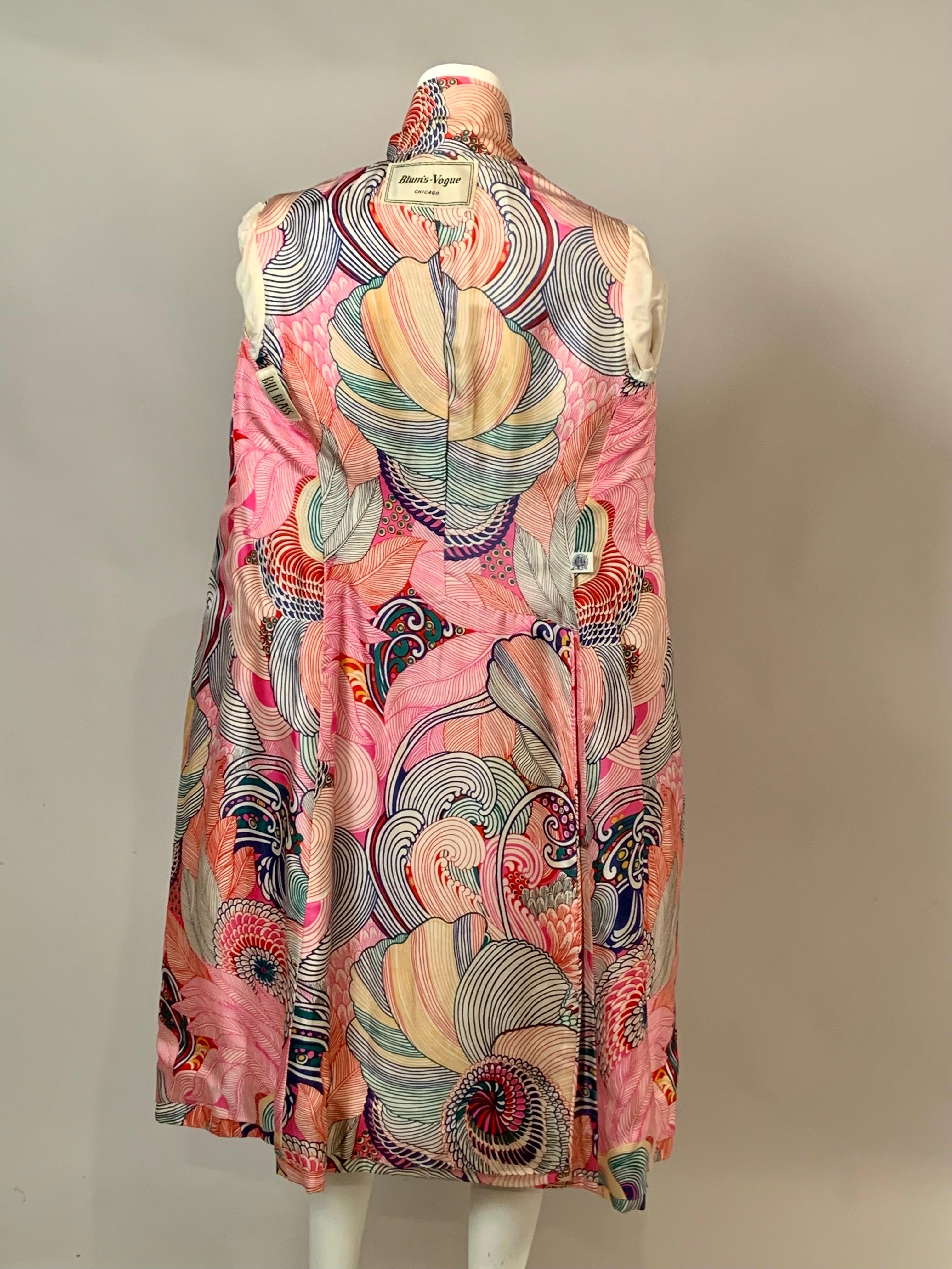 1970's Bill Blass Silk Coat with an Exuberant Floral Pattern and Stunning Colors 9