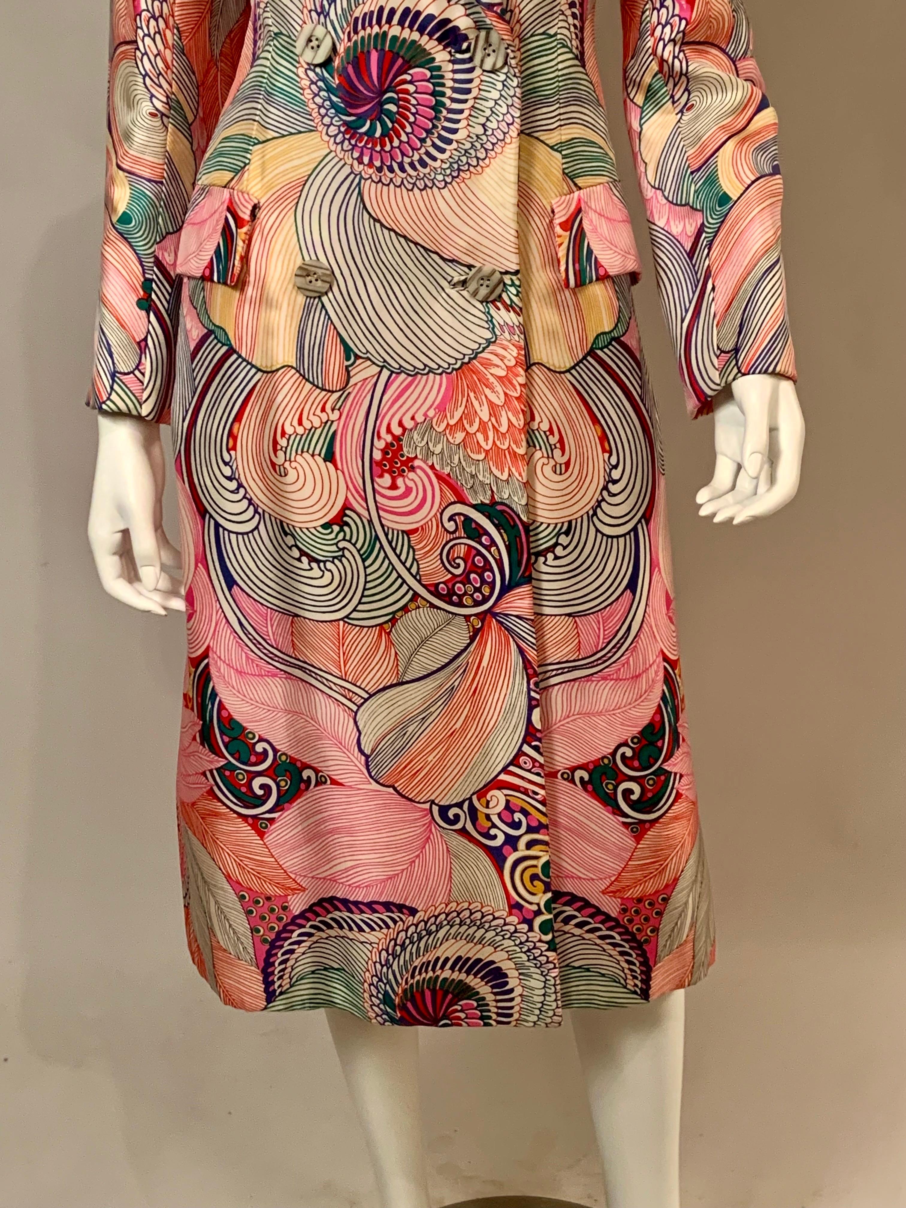 1970's Bill Blass Silk Coat with an Exuberant Floral Pattern and Stunning Colors 2