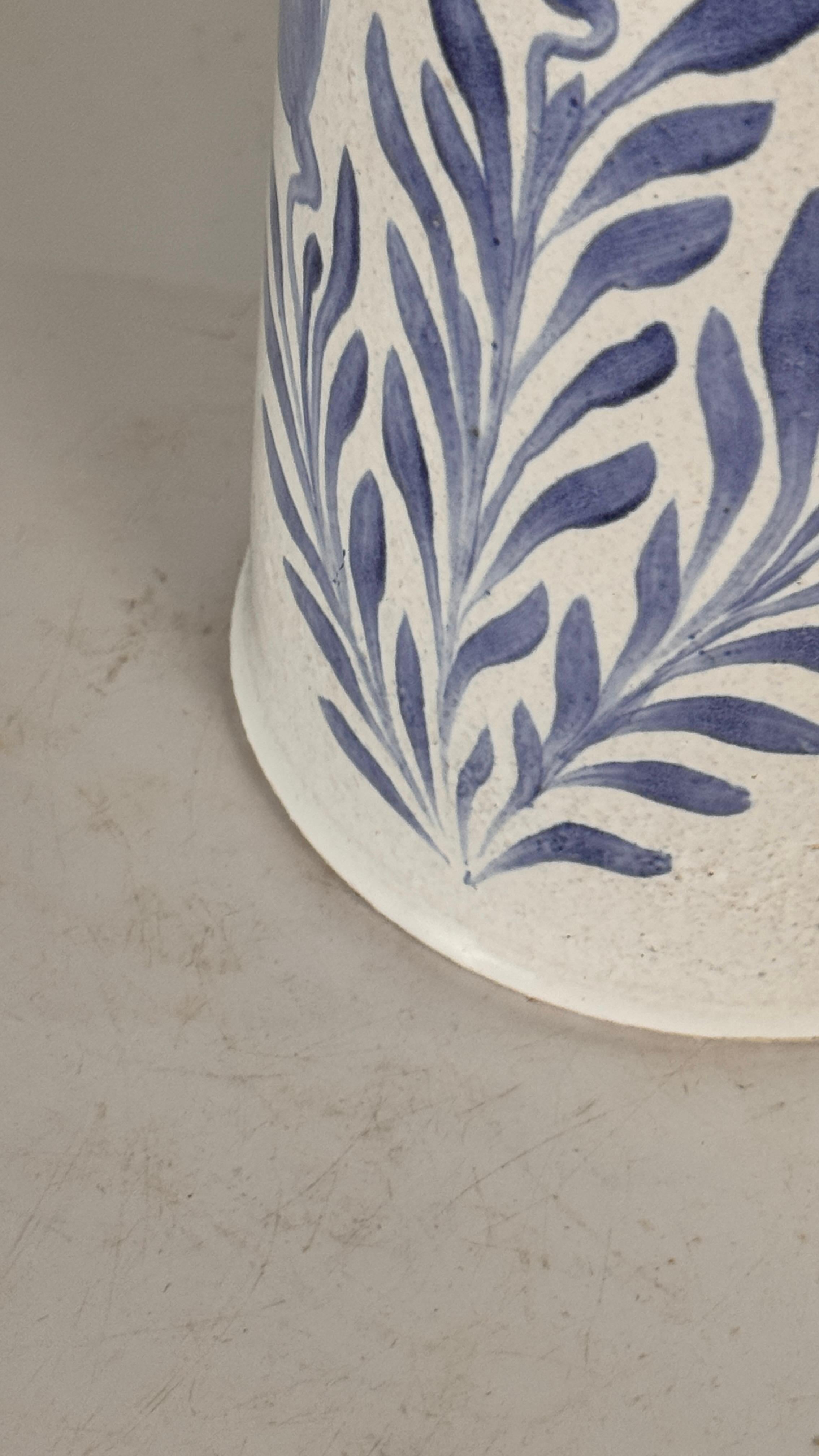 1970s Biot Ceramic Table Lamp – White and Blue Floral Design, French Provincial For Sale 2