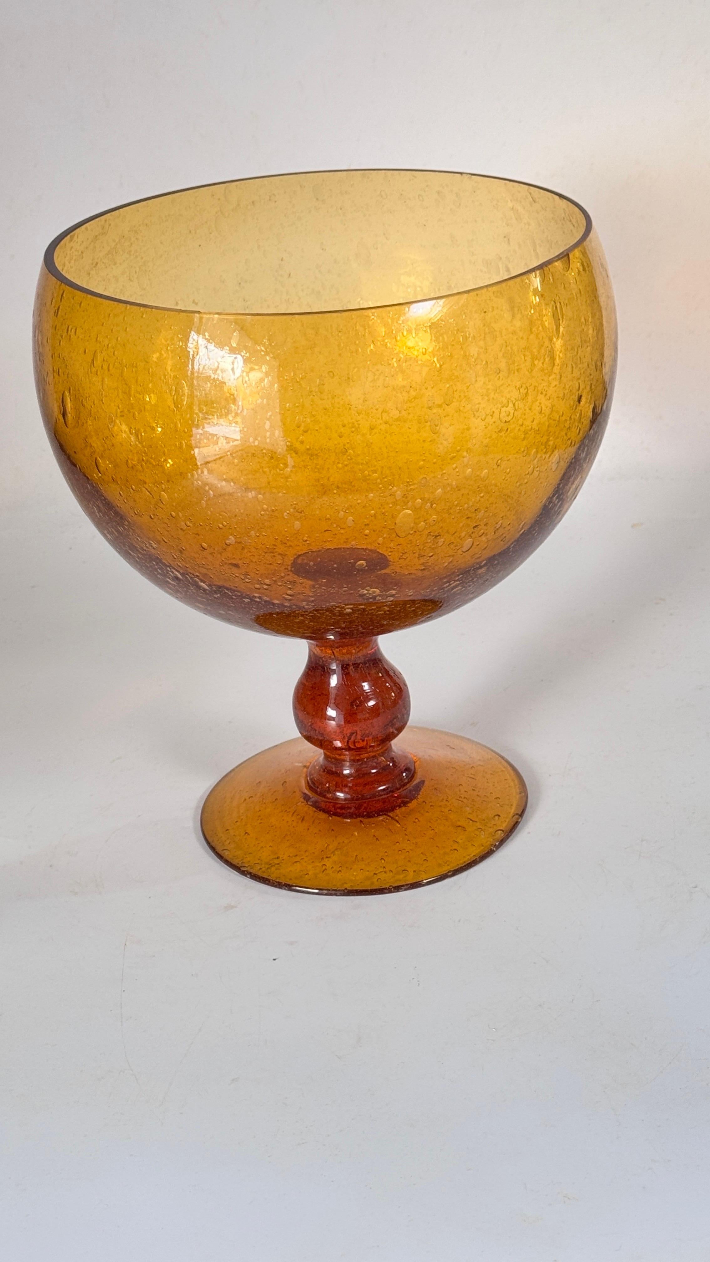 1970s Biot Frutero y Juego de Cóctel, Vidrio Burbuja Amarillo-Naranja Francia en venta 6