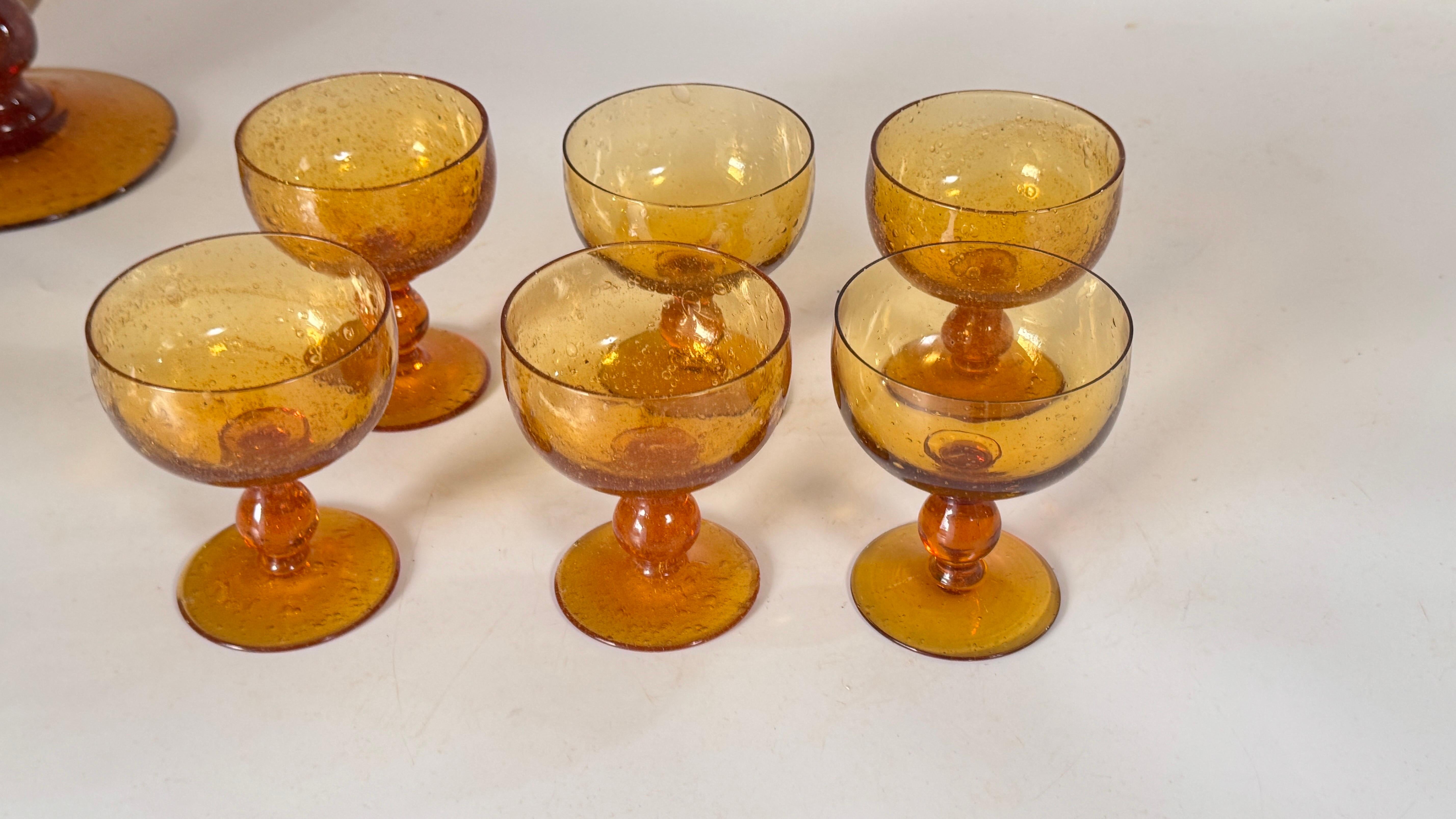 1970s Biot Frutero y Juego de Cóctel, Vidrio Burbuja Amarillo-Naranja Francia en venta 9