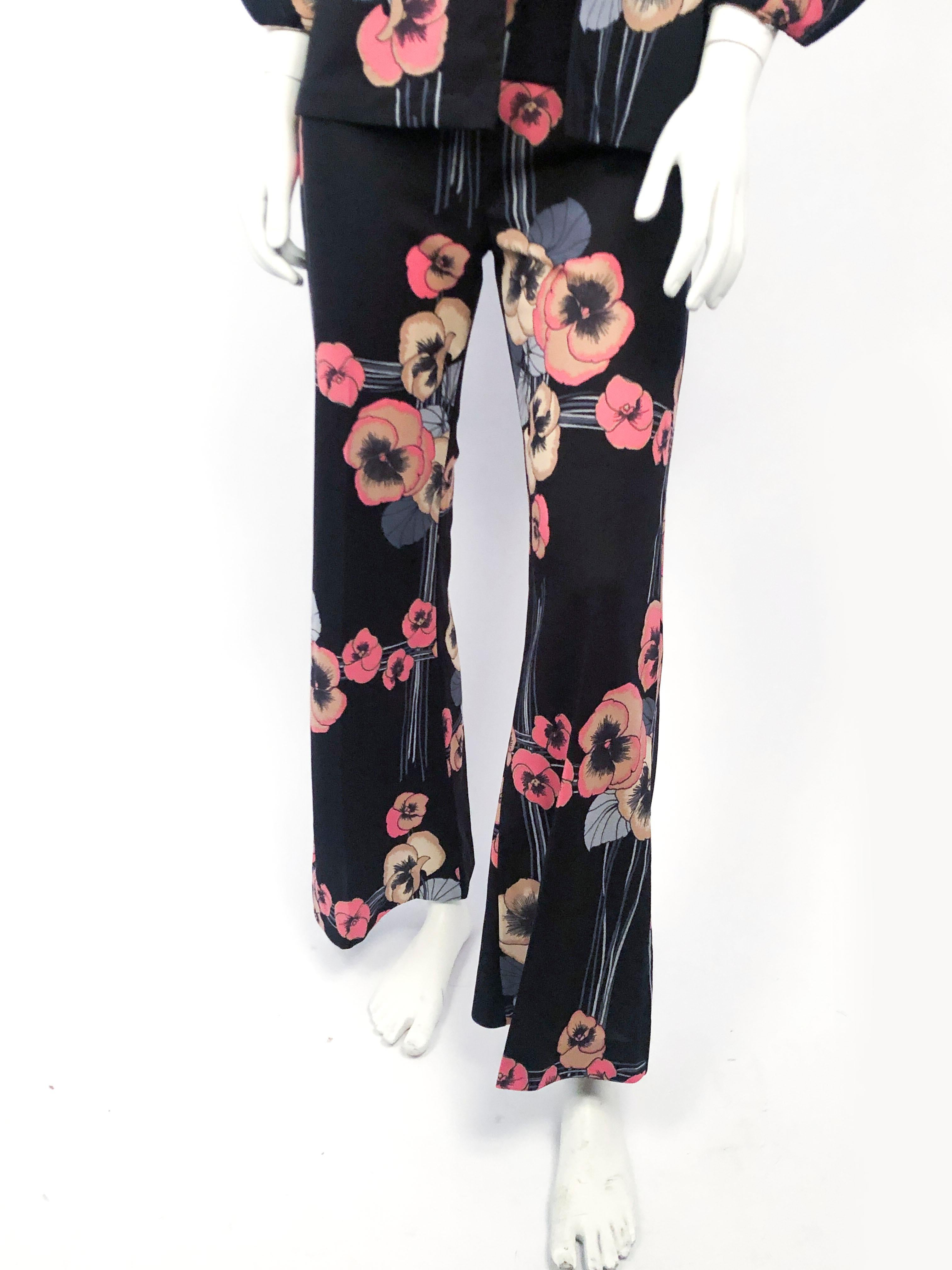 1970s Black 3-piece Set  with Stripe and Floral Pattern  In Good Condition In San Francisco, CA
