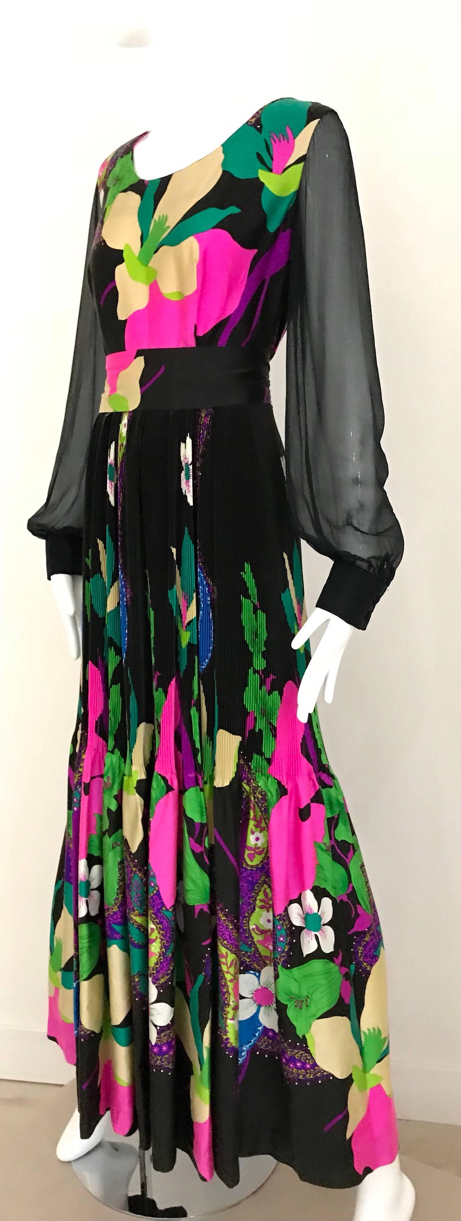 1970s Black and Multi Color Orchid Print Cotton Maxi Dress In Excellent Condition In Beverly Hills, CA