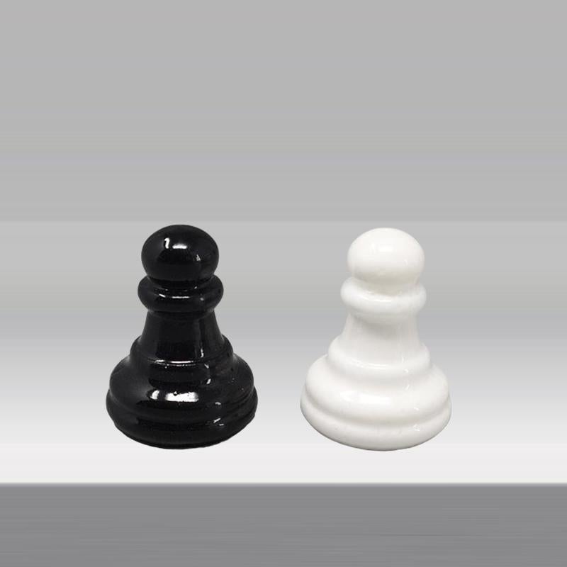 1970s Black and White Chess Set in Volterra Alabaster Handmade, Made in Italy 6