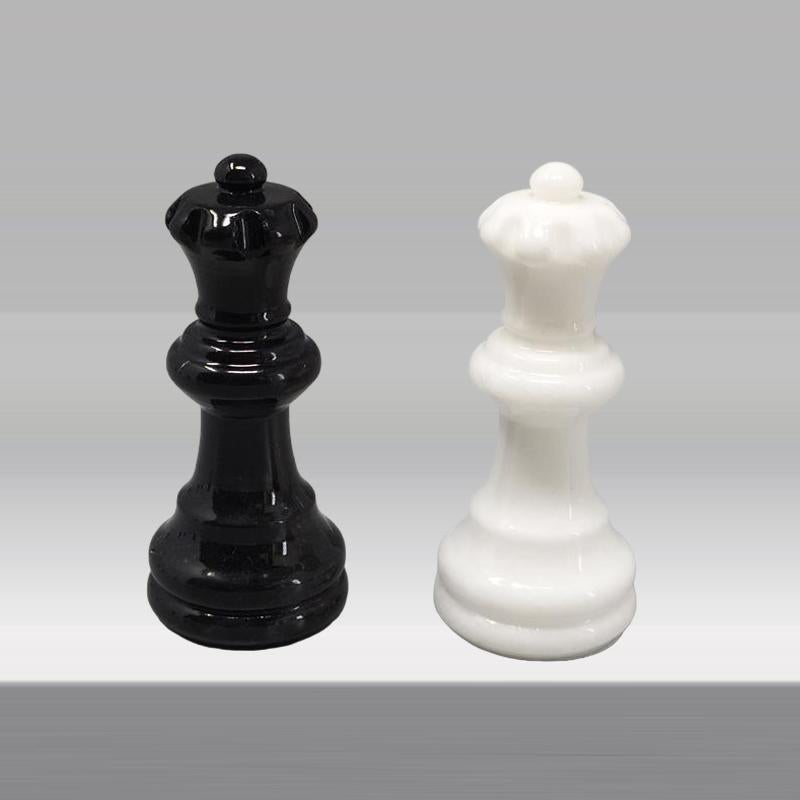 1970s Black and White Chess Set in Volterra Alabaster Handmade, Made in Italy 2