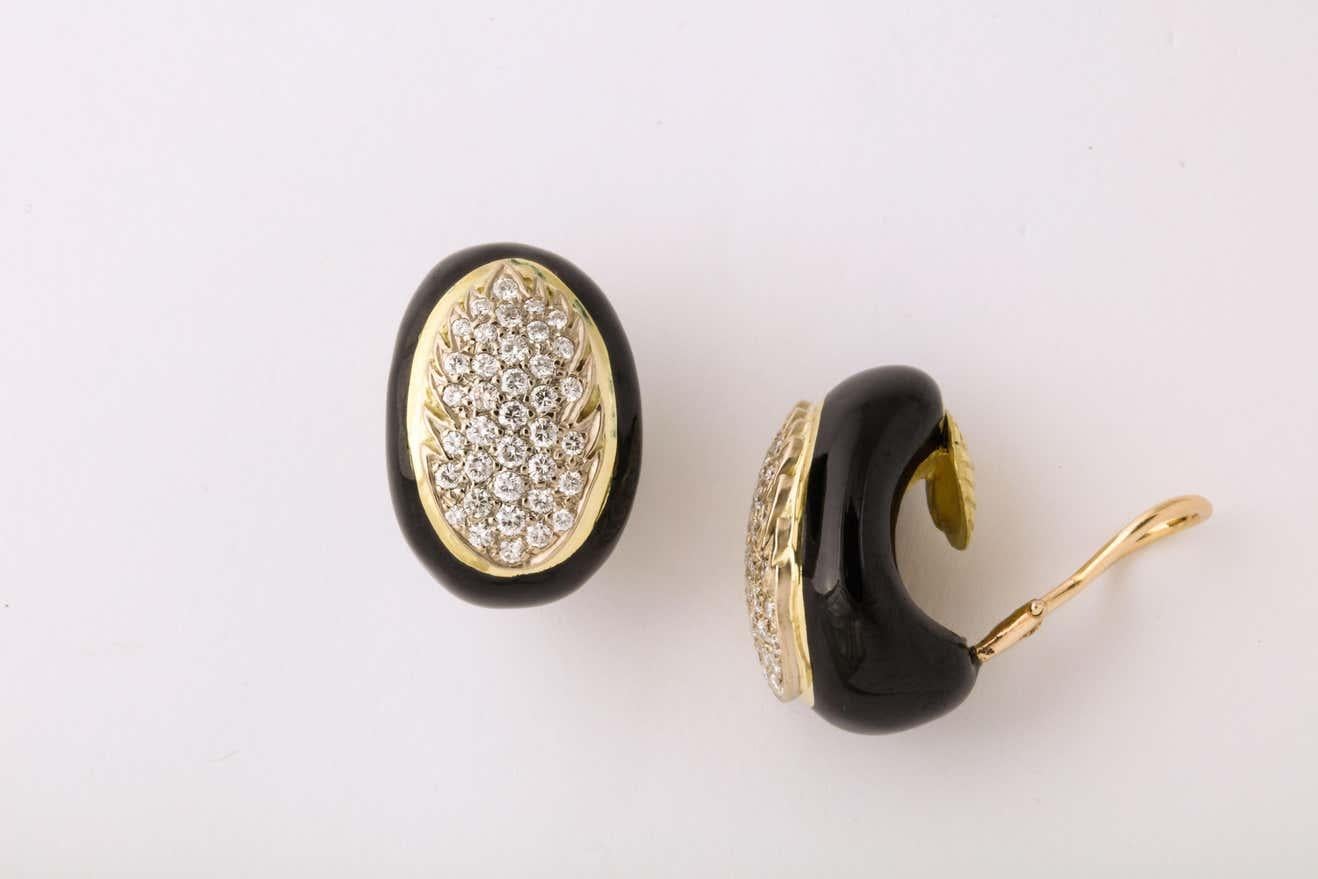 1970's Black Enamel with Diamonds in a Gold Flame Motif Earclips For Sale 2