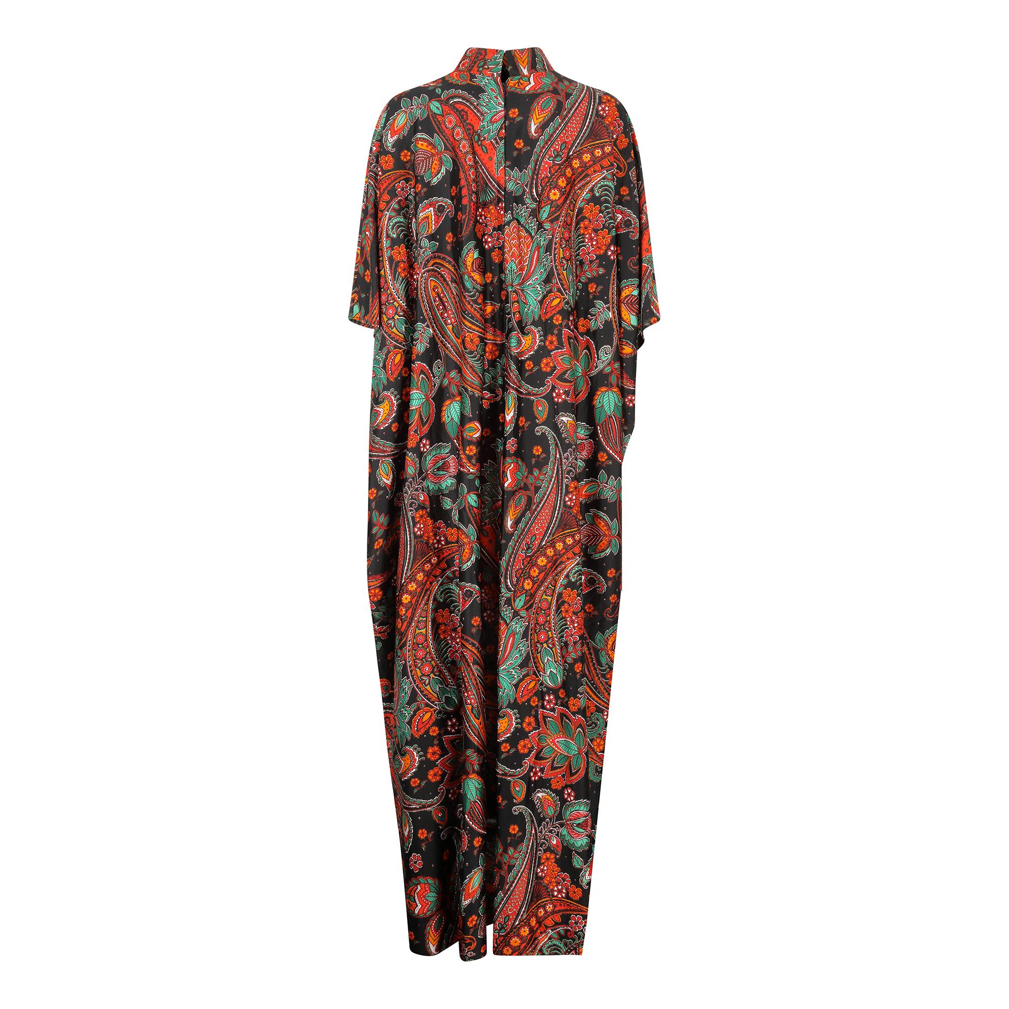 Women's 1970s Black Green and Orange Paisley Print Kaftan For Sale