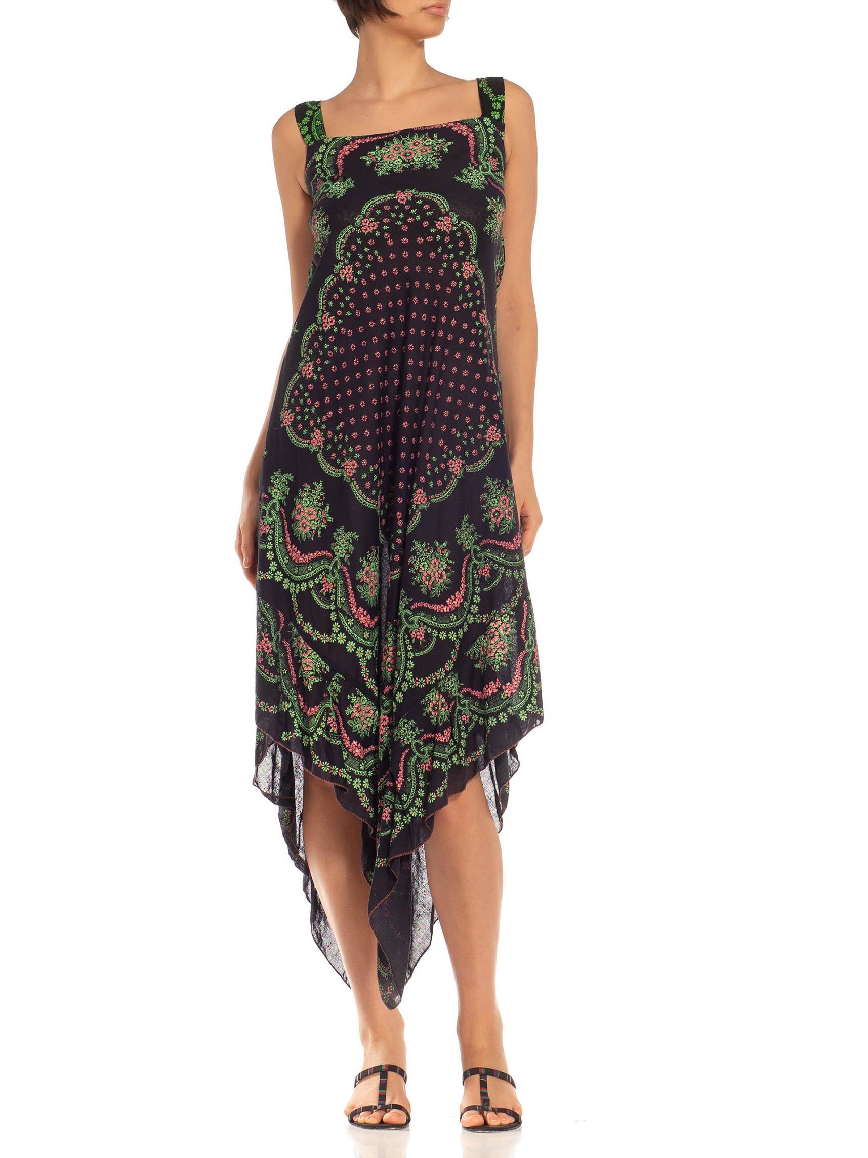 1970S Black, Green & Pink Cotton Trapeze Bias Cut Sun Dress For Sale 7