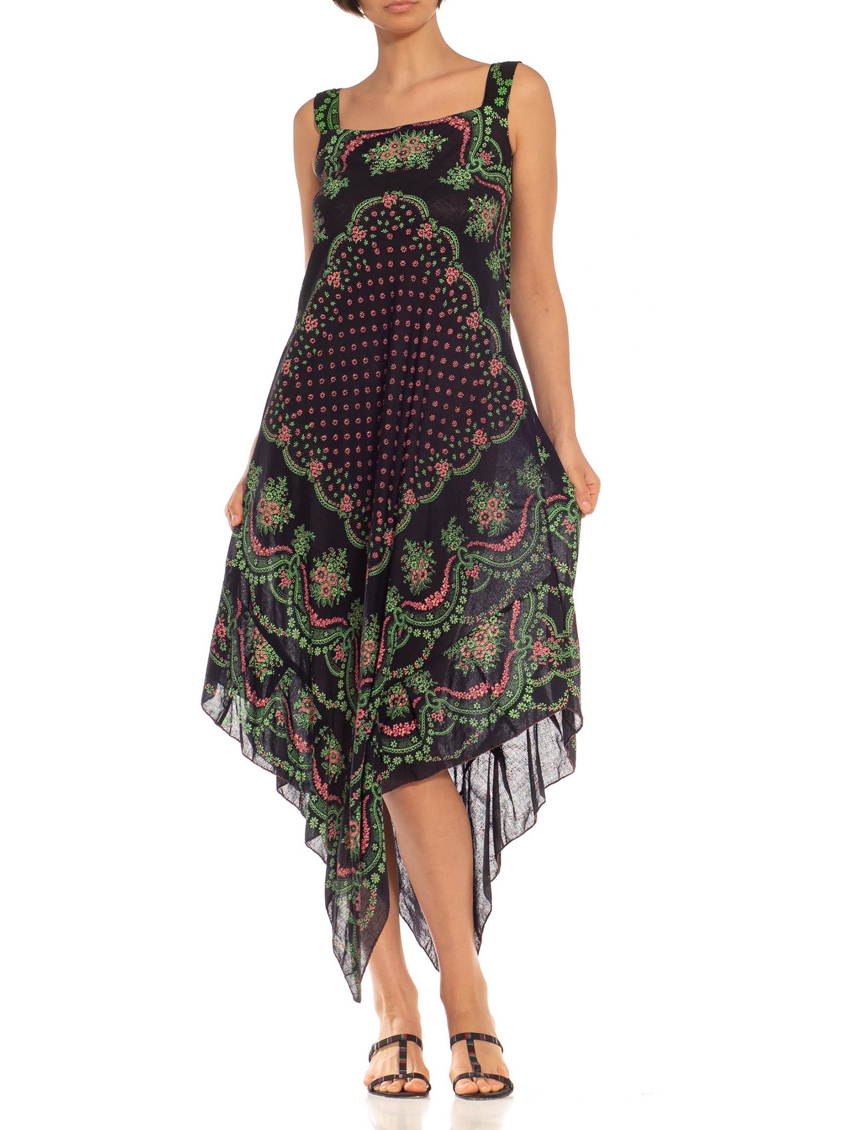 1970S Black, Green & Pink Cotton Trapeze Bias Cut Sun Dress For Sale 4