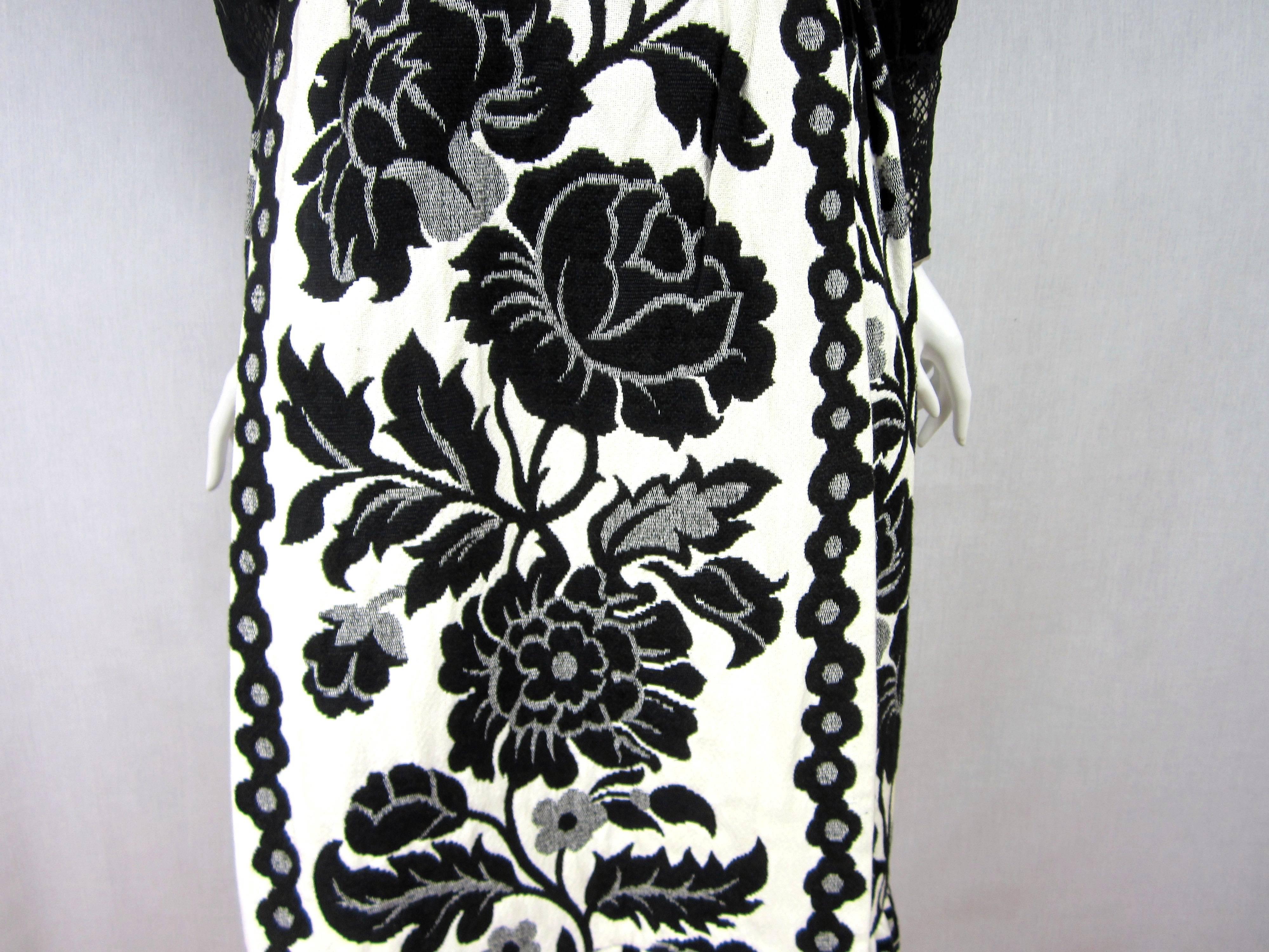 Hot Pants - Shorts & Wrap Maxi Skirt Mignon 1970s Black & White In Excellent Condition For Sale In Wallkill, NY