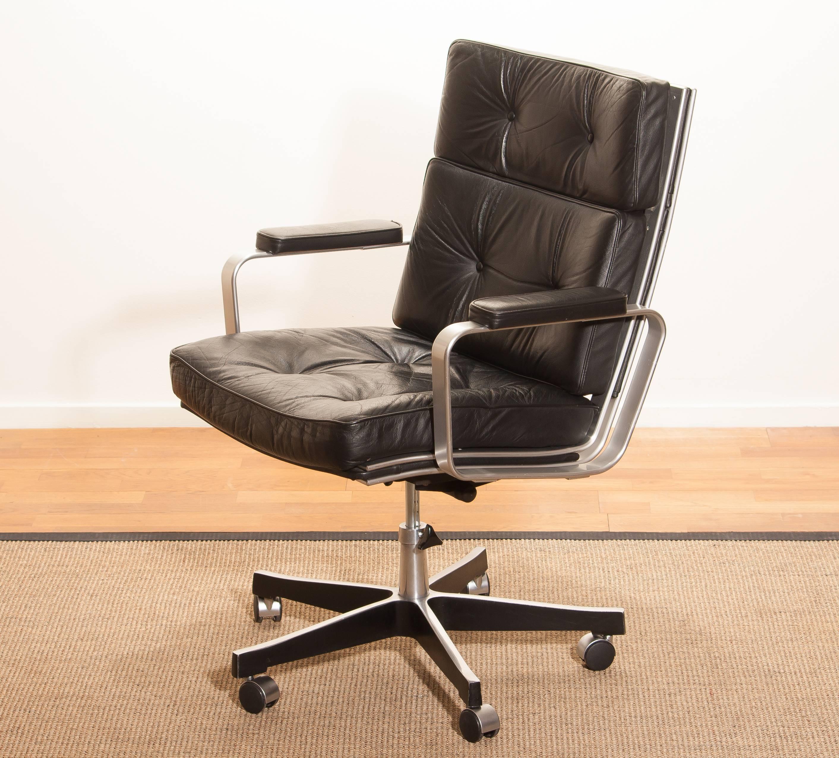 1970s, Black Leather and Aluminium Desk Chair by Karl Erik Ekselius for JOC In Good Condition In Silvolde, Gelderland