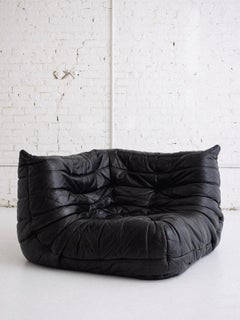 Divano angolare Togo in pelle nera degli anni '70 di Michel Ducaroy per Ligne Roset