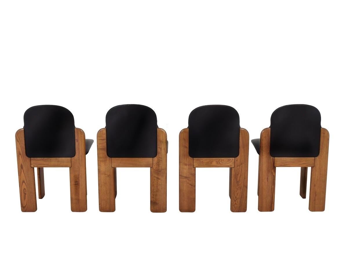 Mid-Century Modern Black Leather Model 330 Dining Chair, Silvio Coppola, Fratelli Montina, 1970s