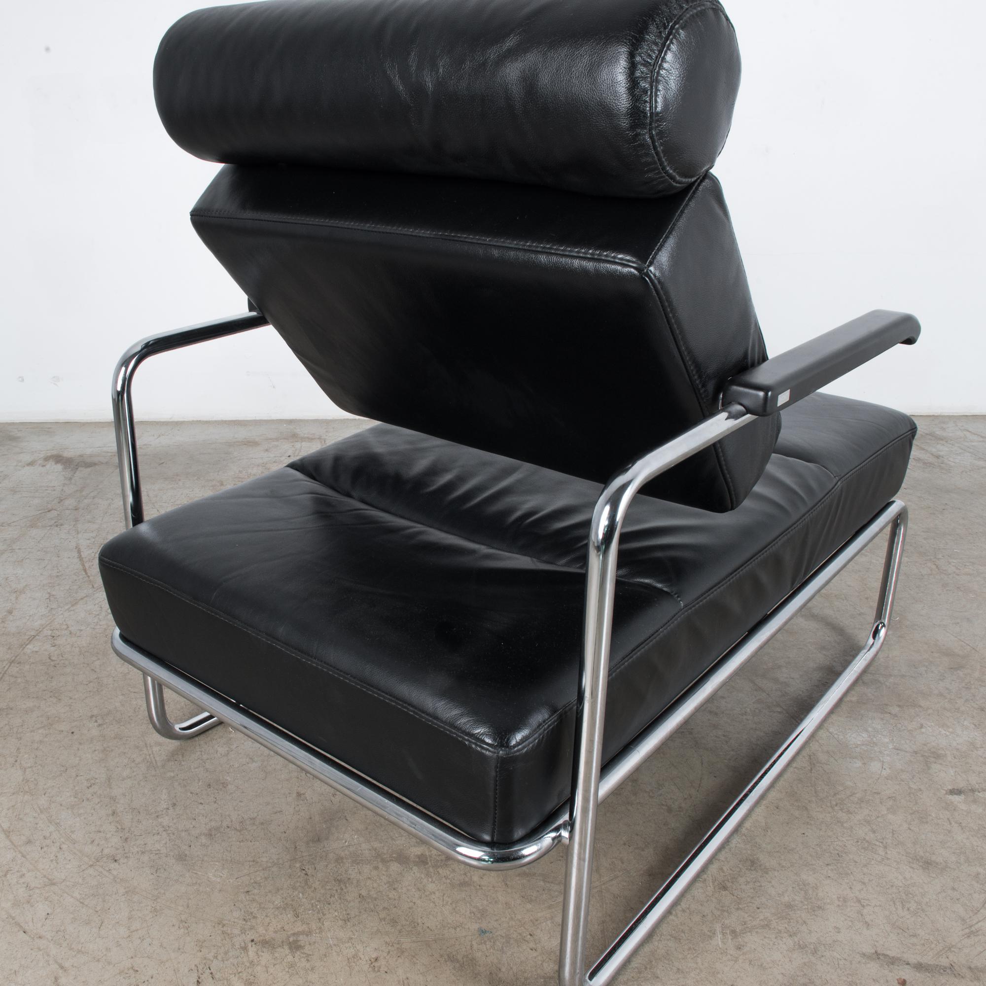 1970s Black Leather Thonet Adjustable Leather Lounge Chair 5