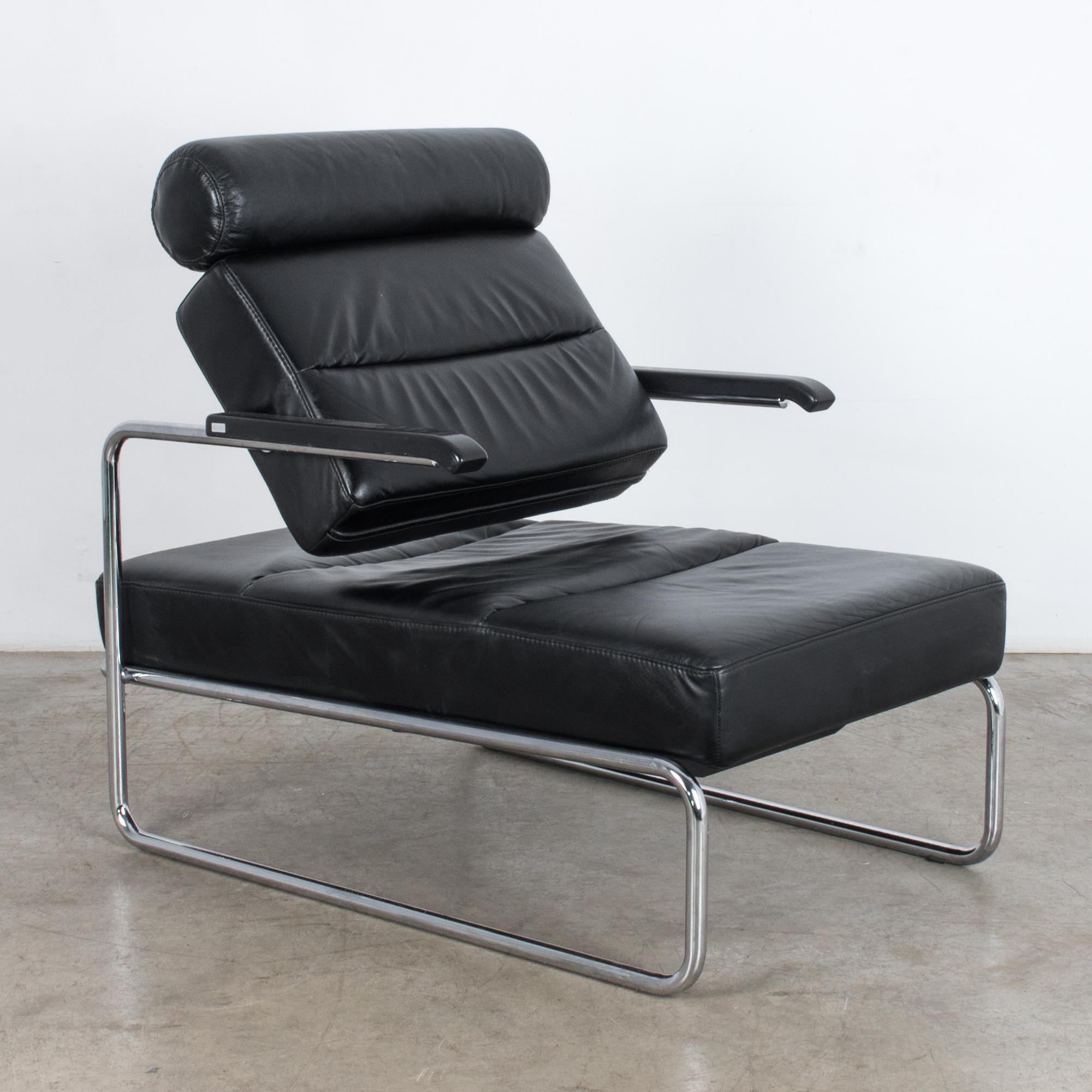 Mid-Century Modern 1970s Black Leather Thonet Adjustable Leather Lounge Chair