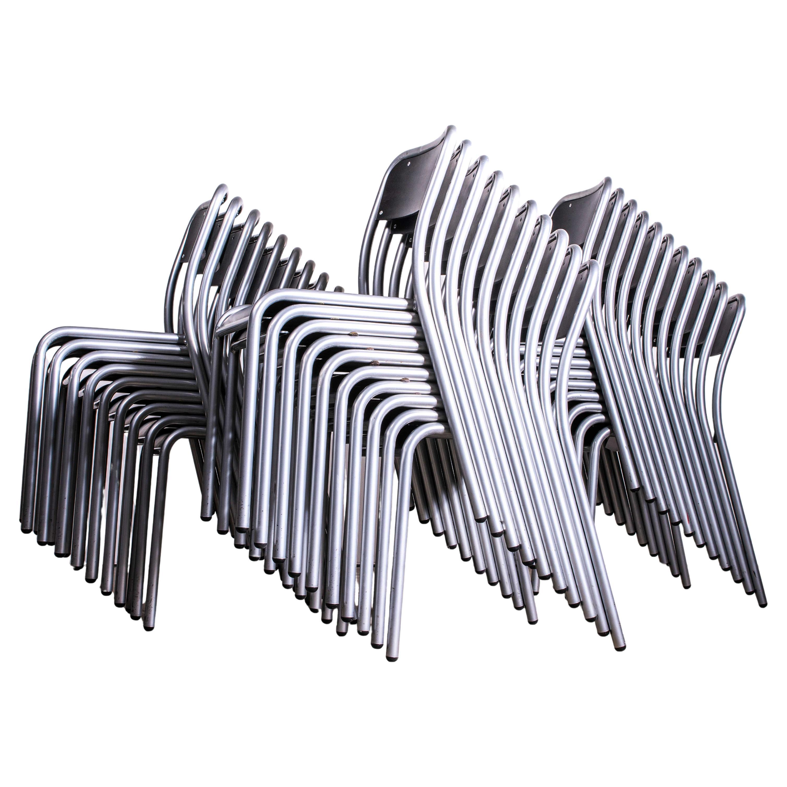 Sillas de Comedor Apilables Mullca Negras Años 70 - Gran Cantidad Disponible