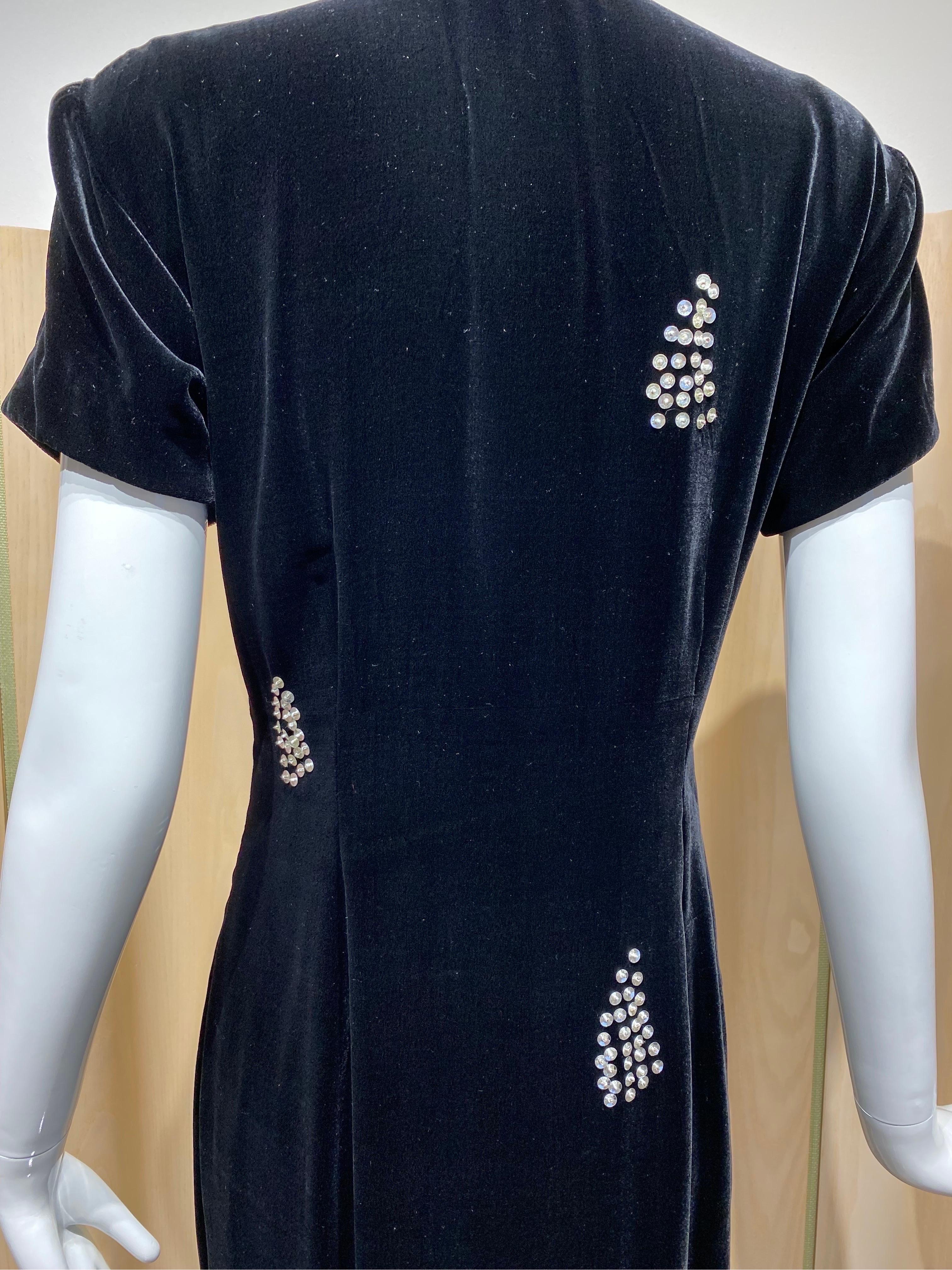1970s Black Velvet Chinese Qi Pao Embroidered Cocktail Dress with Sequins  3