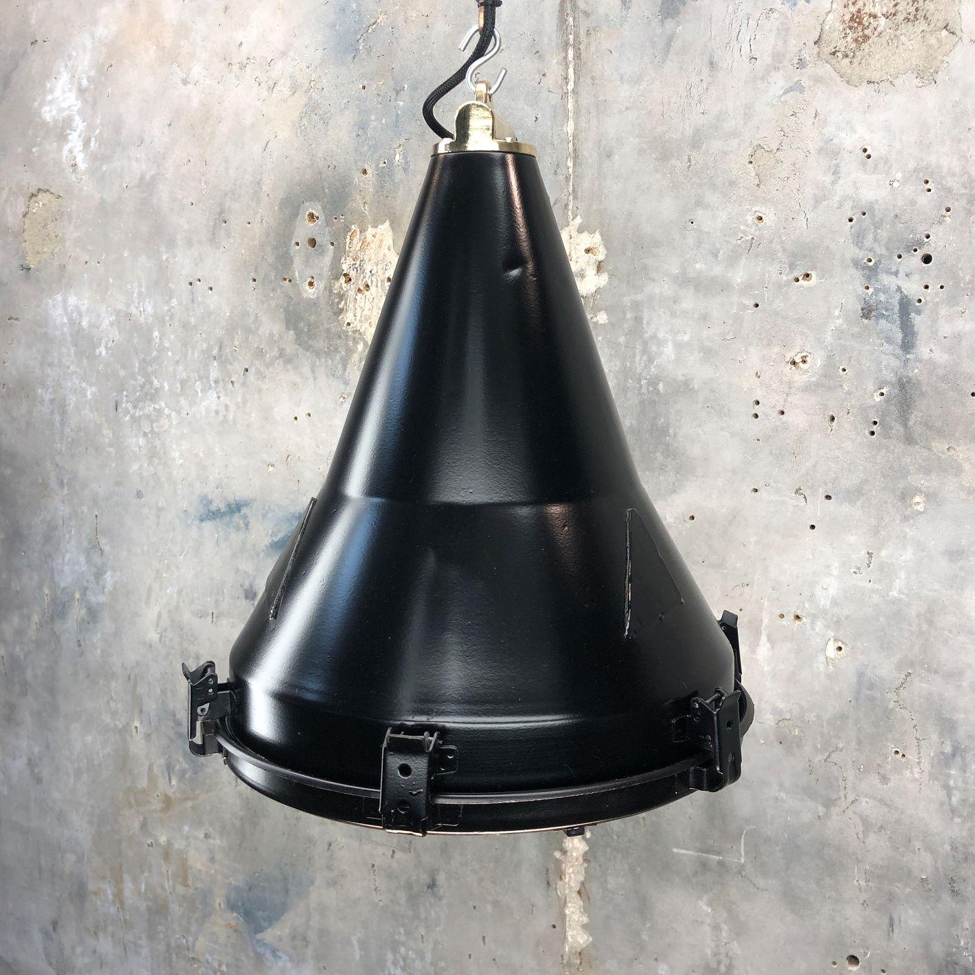 1970s Black Vintage Industrial Conical Ceiling Pendant by Daeyang 7