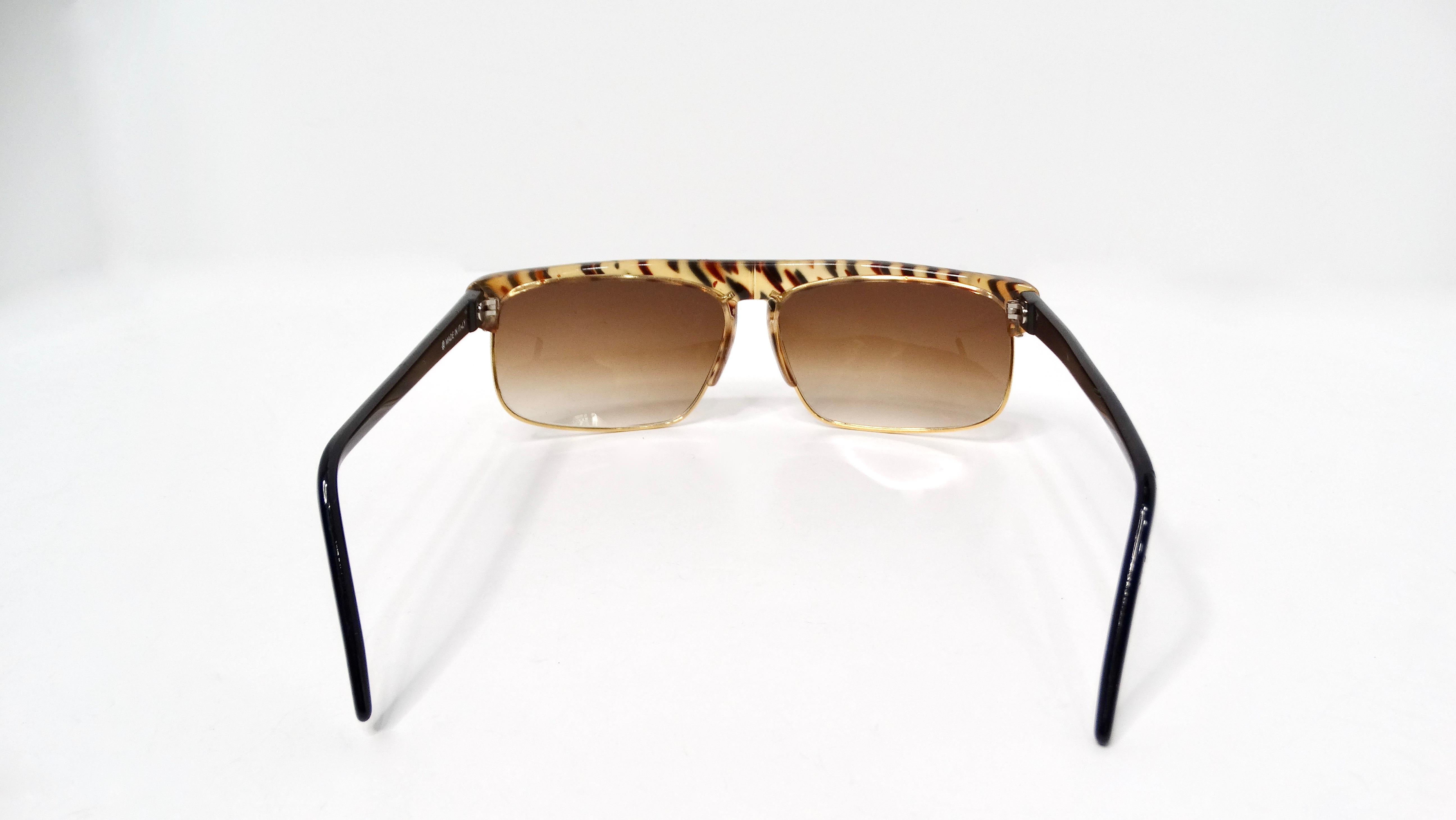 Women's or Men's 1970s Blonde Tortoise Style Gold-Tone Metal Frame Sunglasses For Sale