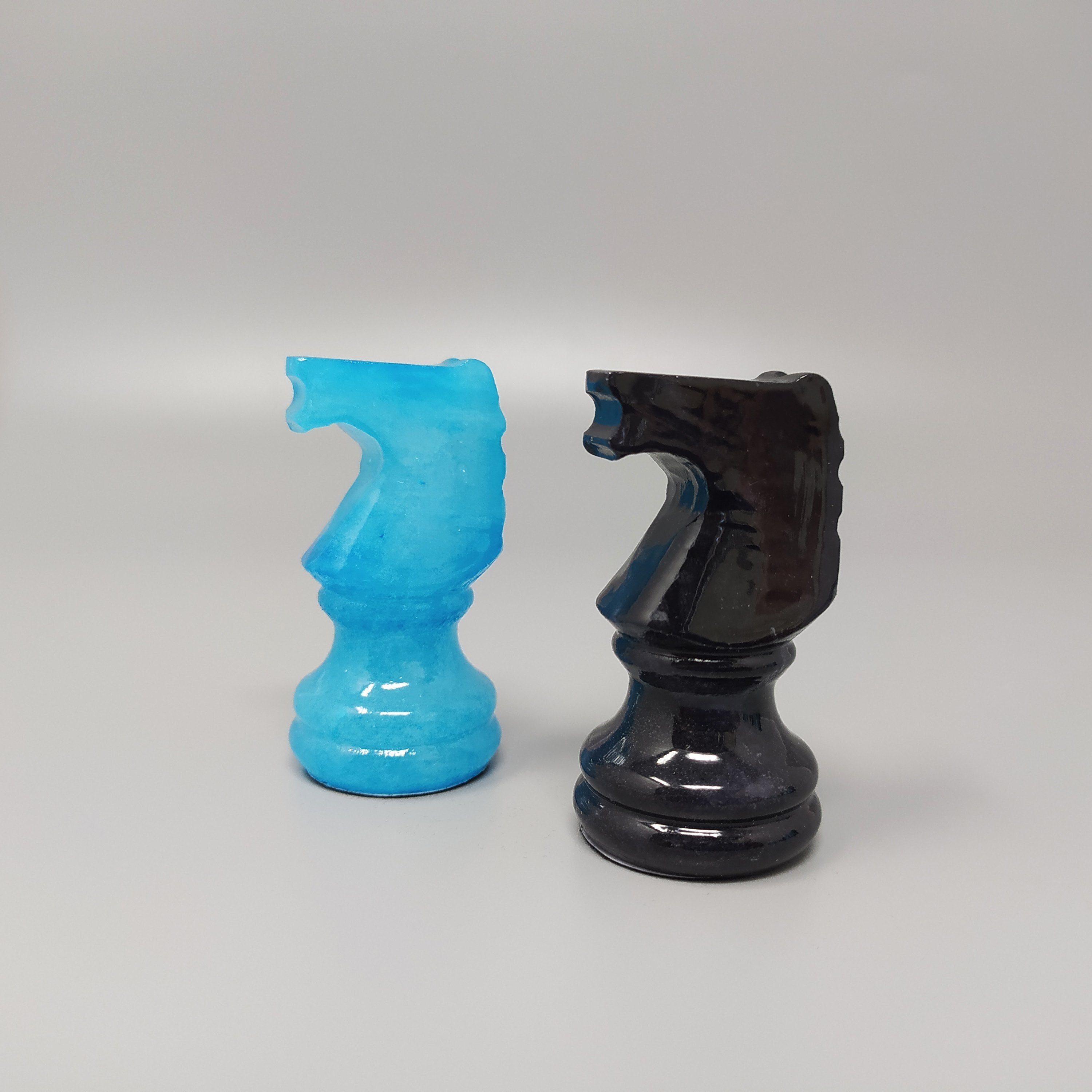1970s Blue and Black Chess Set in Volterra Alabaster Handmade, Made in Italy 4