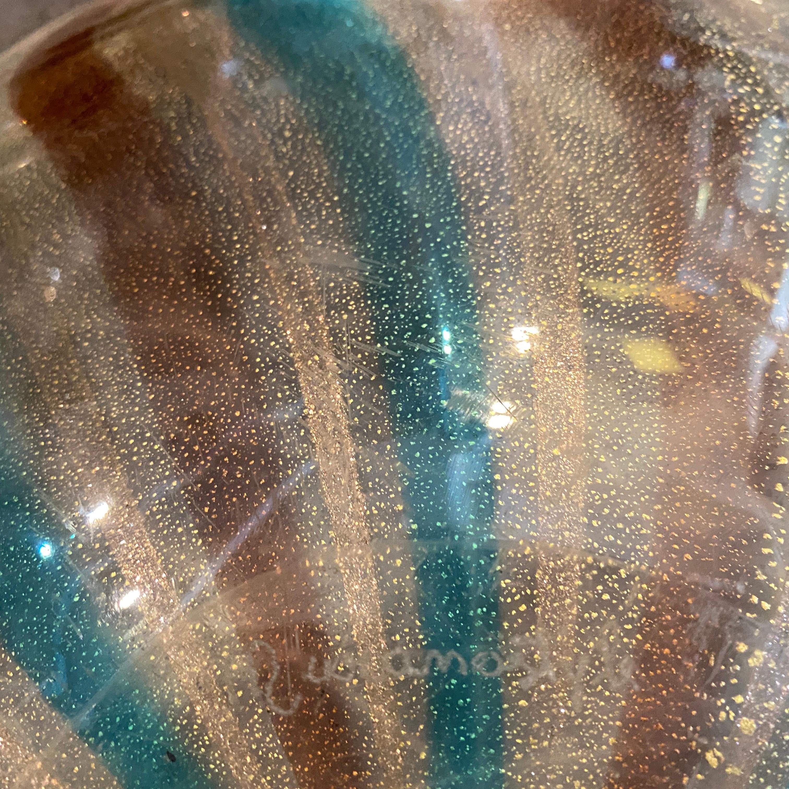 1970er Jahre Blau, Brown und Gold gestreiftes schweres Murano Glas Rundes Centerpiece im Angebot 1