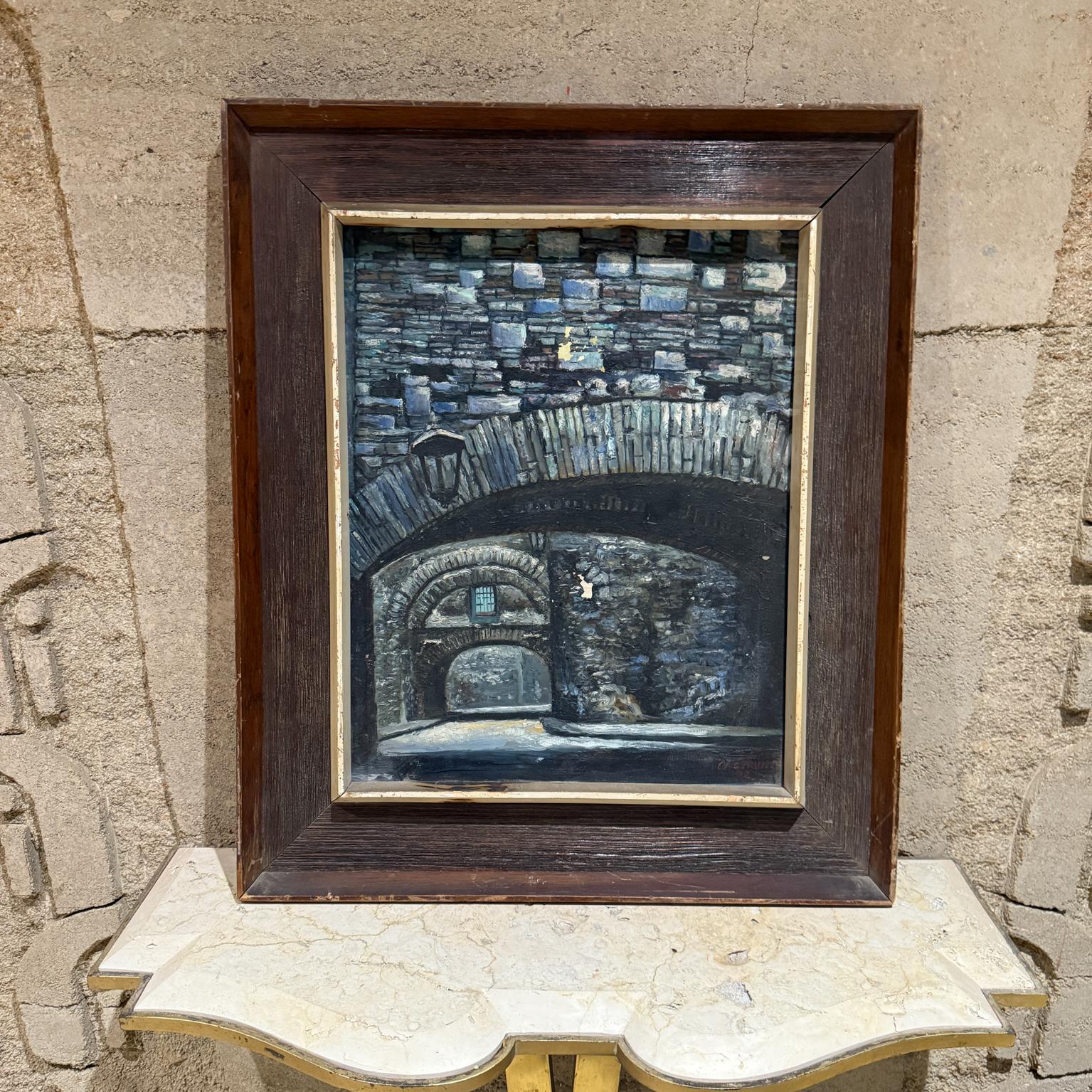 Oil on Canvas Painting Stone Bridge MCM Architectural Art
Signed, hard to read appears as Oastruita.
Vintage wear on wood frame.
Original unrestored vintage condition.
Please refer to images.
26.25 h x 22.25 w x 1.5 d art 18.25 x 15



