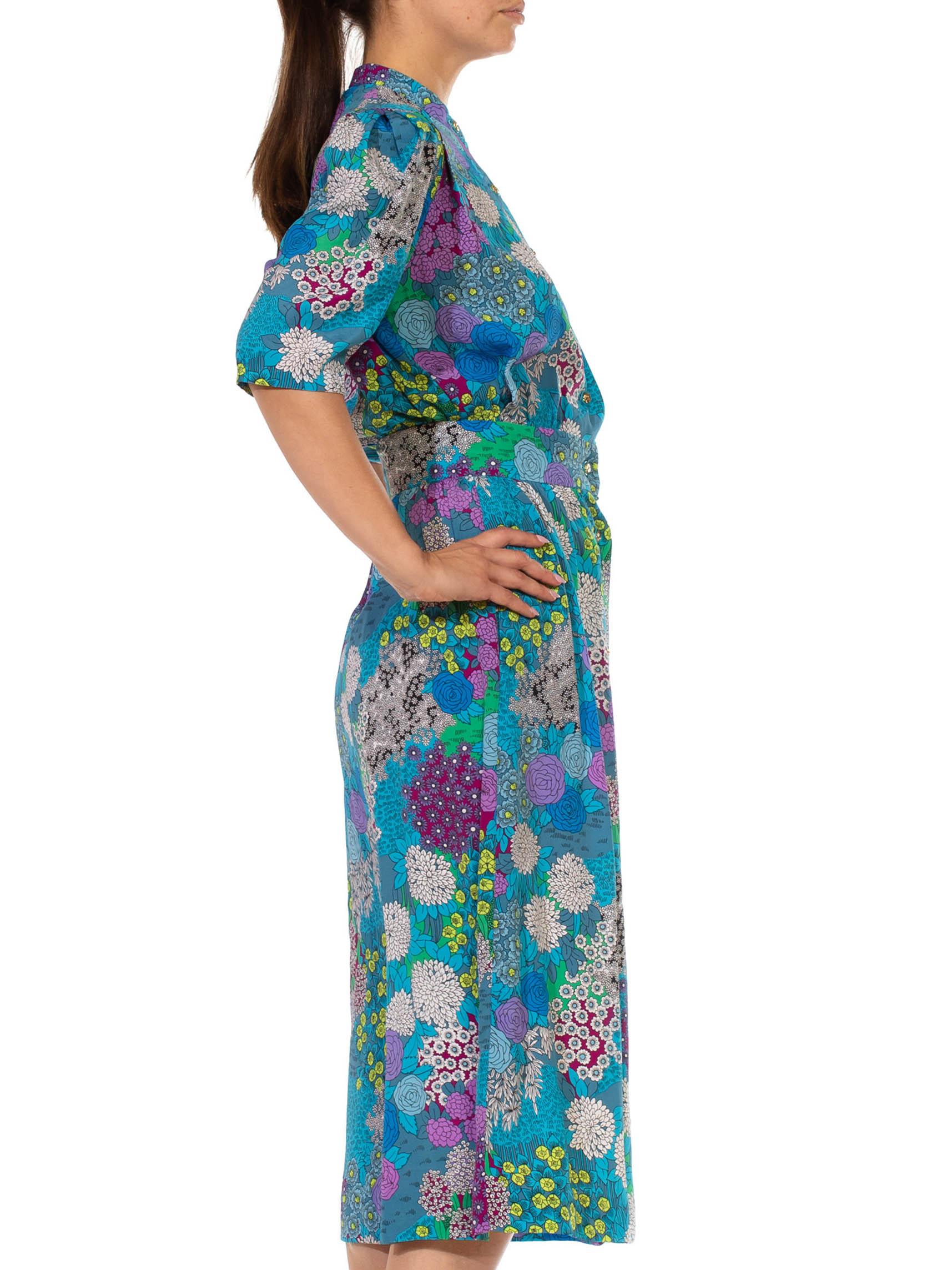Women's 1970S Blue & Purple Polyester Psychedelic Floral Printed Dress With Hidden Skir For Sale