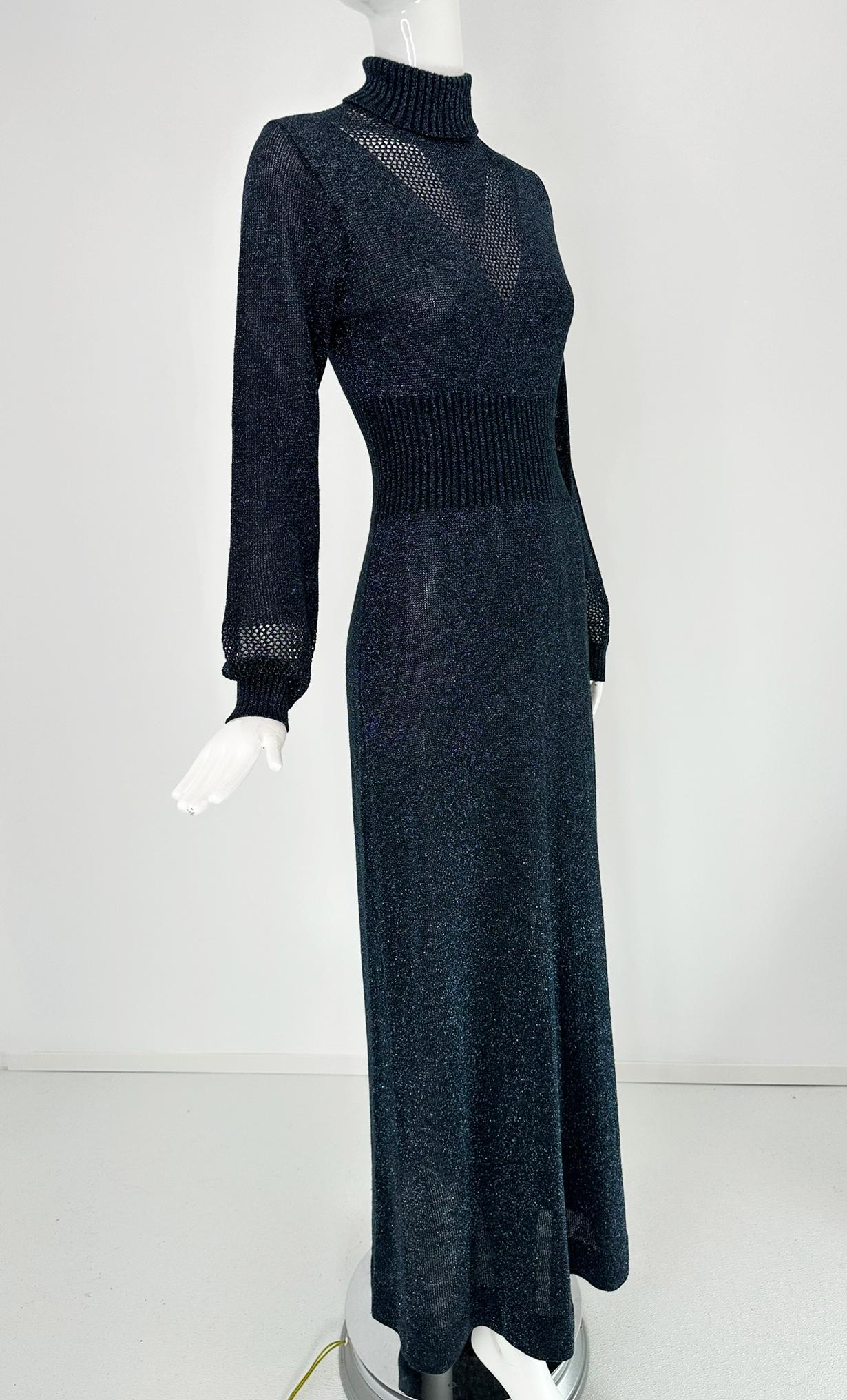 1970s Blue & silver Metallic Knit Cage Sleeve V Bodice Maxi Dress Wenjilli 9/10 In Good Condition For Sale In West Palm Beach, FL