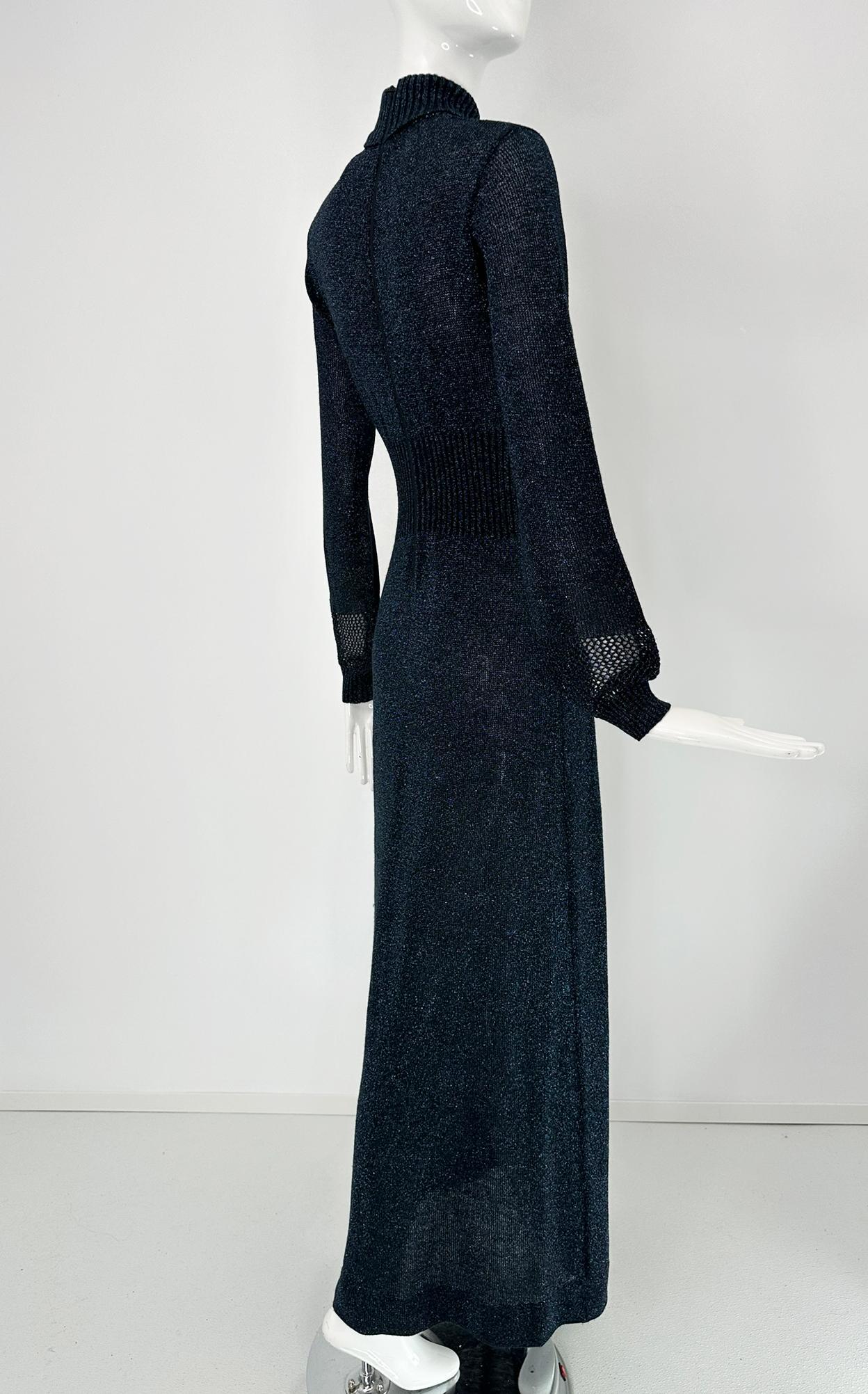 1970s Blue & silver Metallic Knit Cage Sleeve V Bodice Maxi Dress Wenjilli 9/10 For Sale 2
