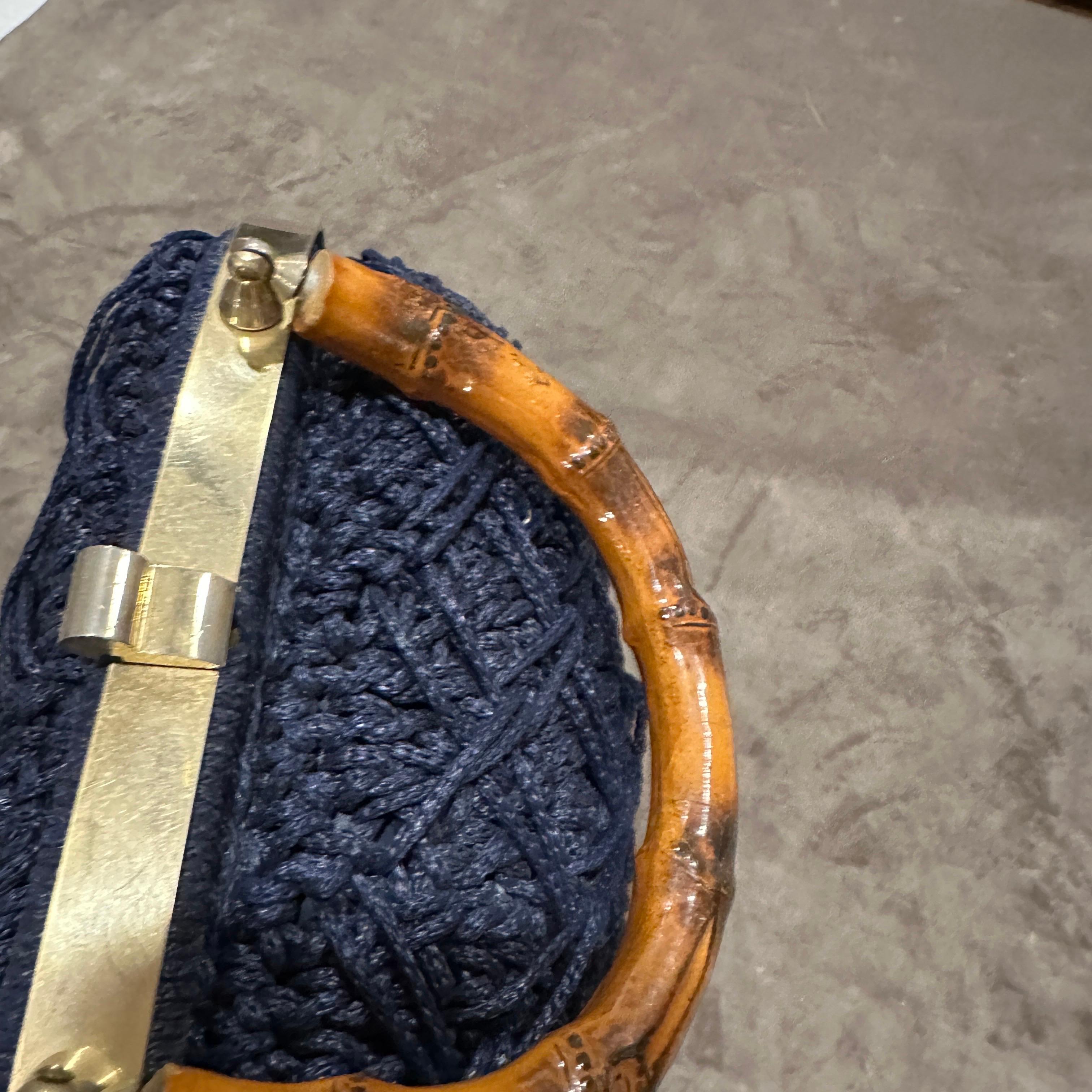 1970s Blue Woven Fabric Brass and Bamboo Italian Top Handle Bag For Sale 3