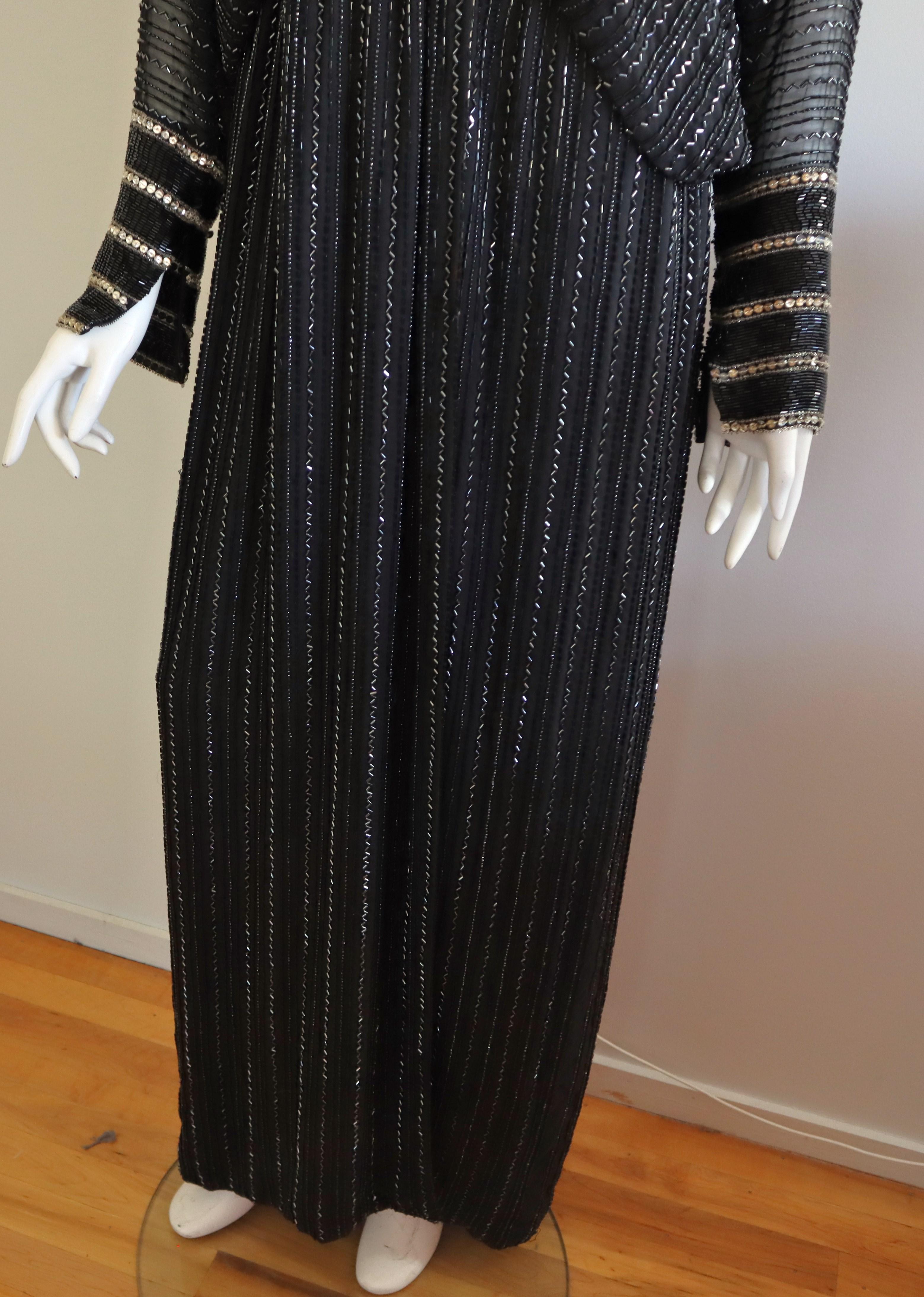 1970s BOB MACKIE Beaded Batwing Gown In Good Condition For Sale In Wallkill, NY
