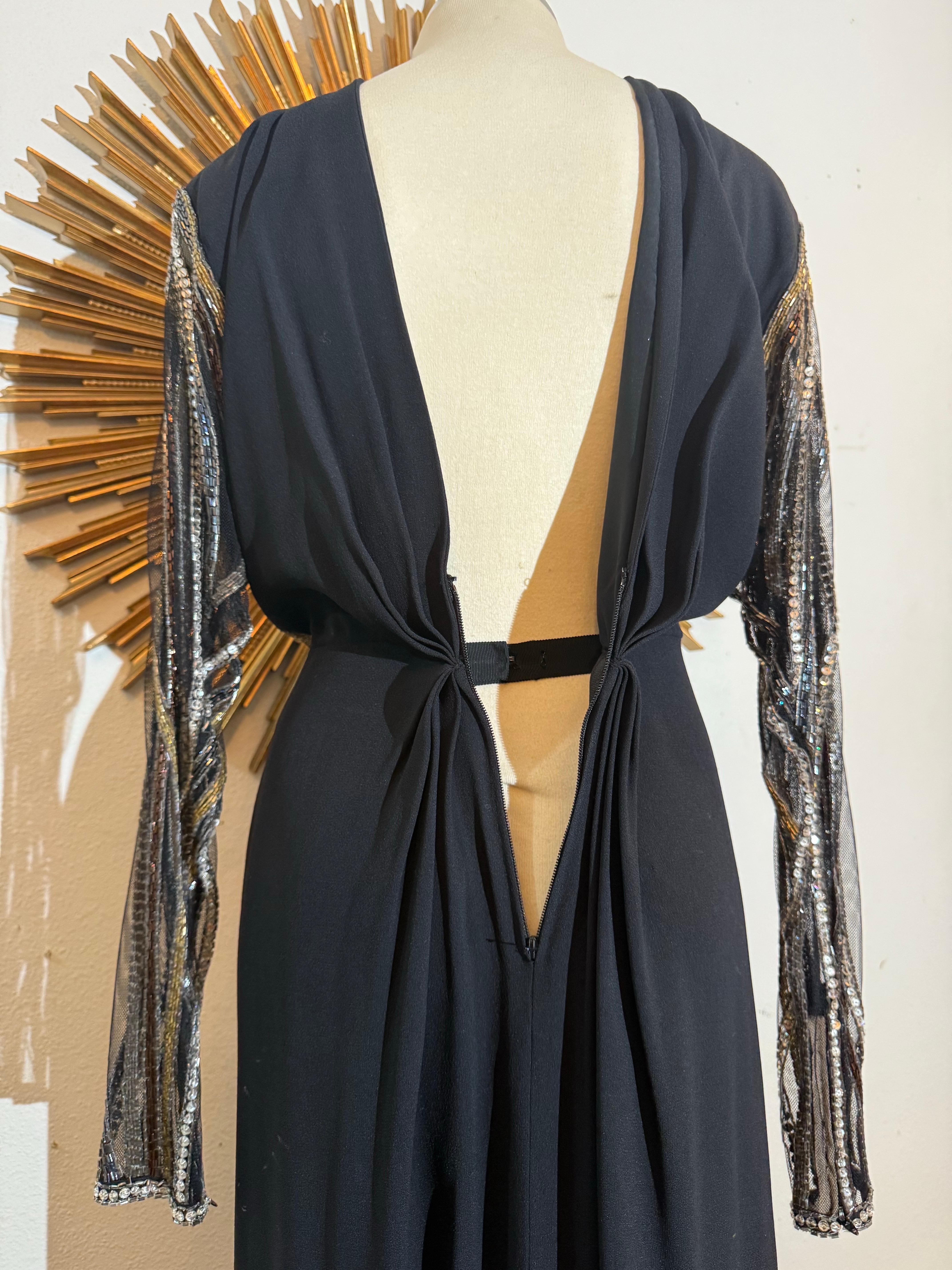 1970s Bob Mackie Black Crepe Column Gown w Glamorous Bugle Bead Streamers en vente 9