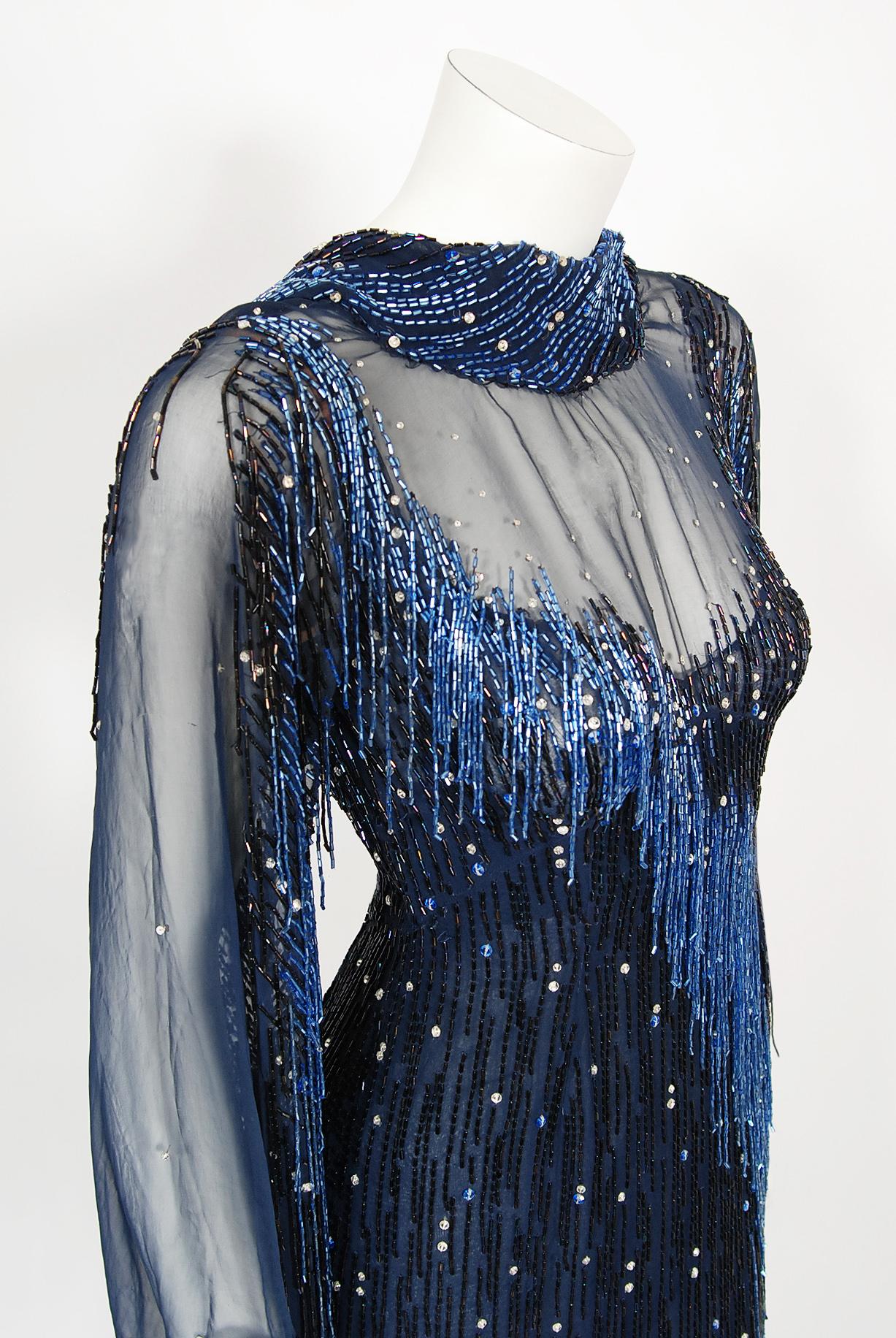 1970er Bob Mackie für Debbie Reynolds Dokumentiertes blaues perlenbesetztes Seidenkleid mit hohem Schlitz 11