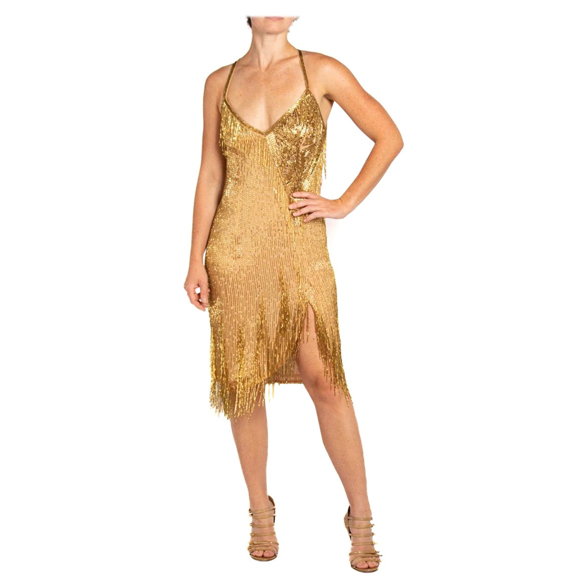 BOB MACKIE Mini robe de cocktail perlée dorée, années 1970 en vente