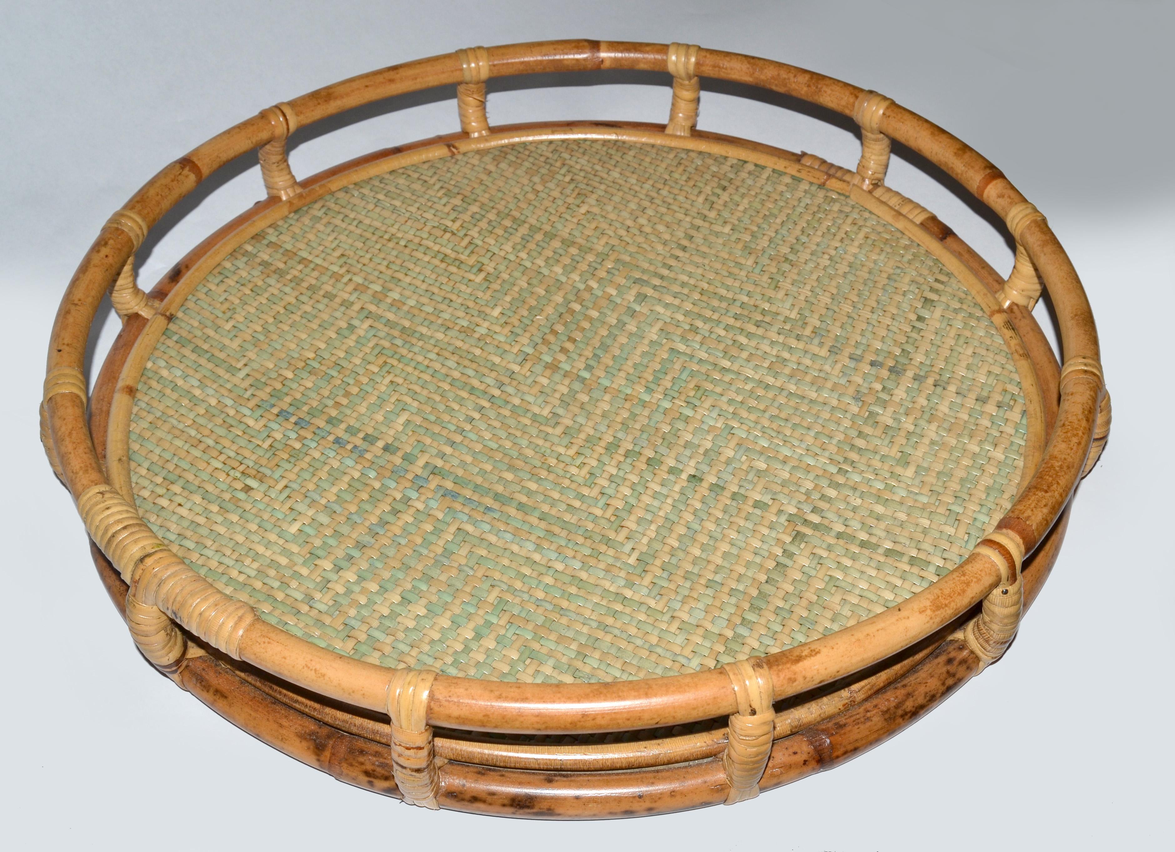 1970s Bohemian Handmade Round Bamboo Caning Serving Tray Mid-Century Modern For Sale 4