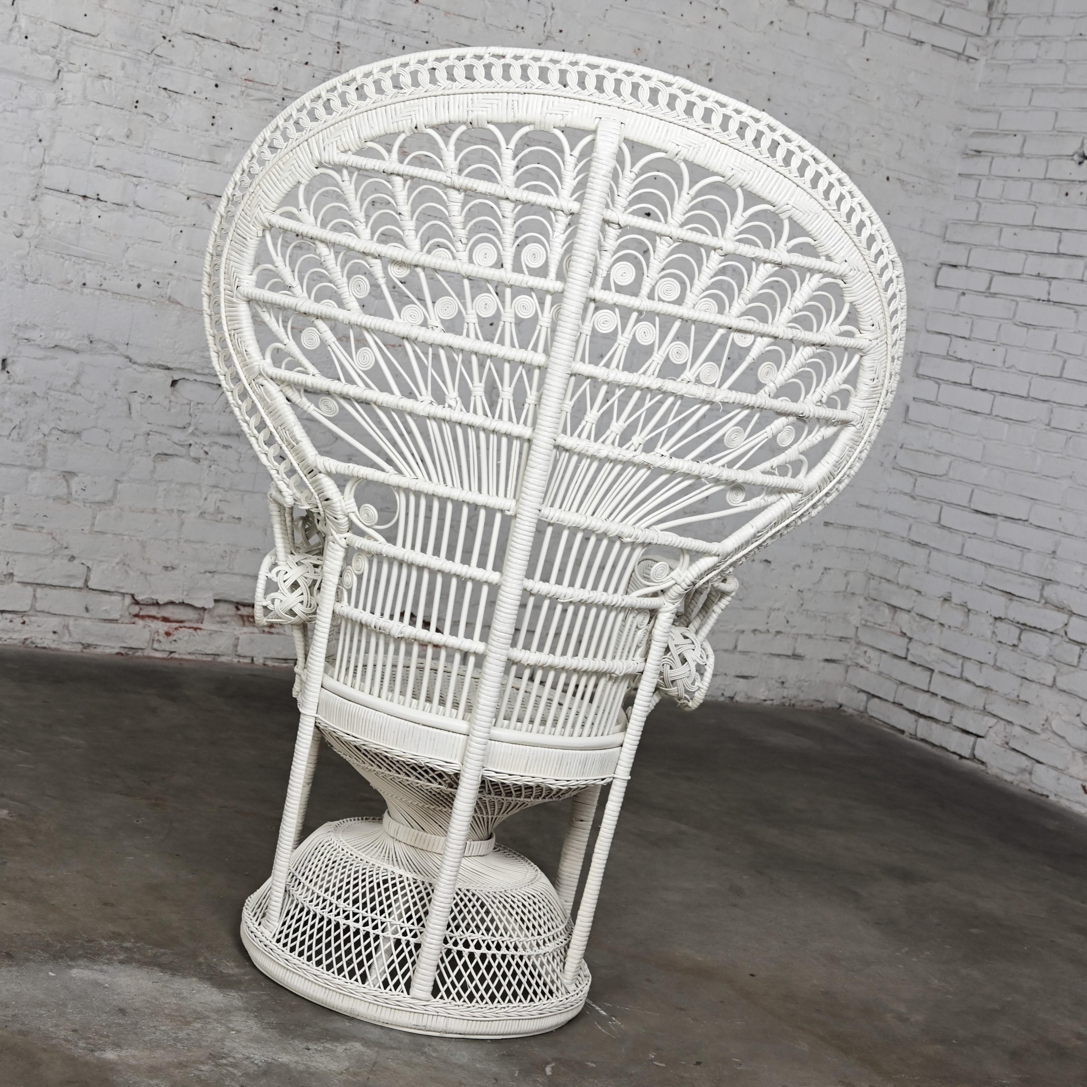 1970s Bohemian Hollywood Regency Off White Painted Rattan Peacock Fan Back Chair 6