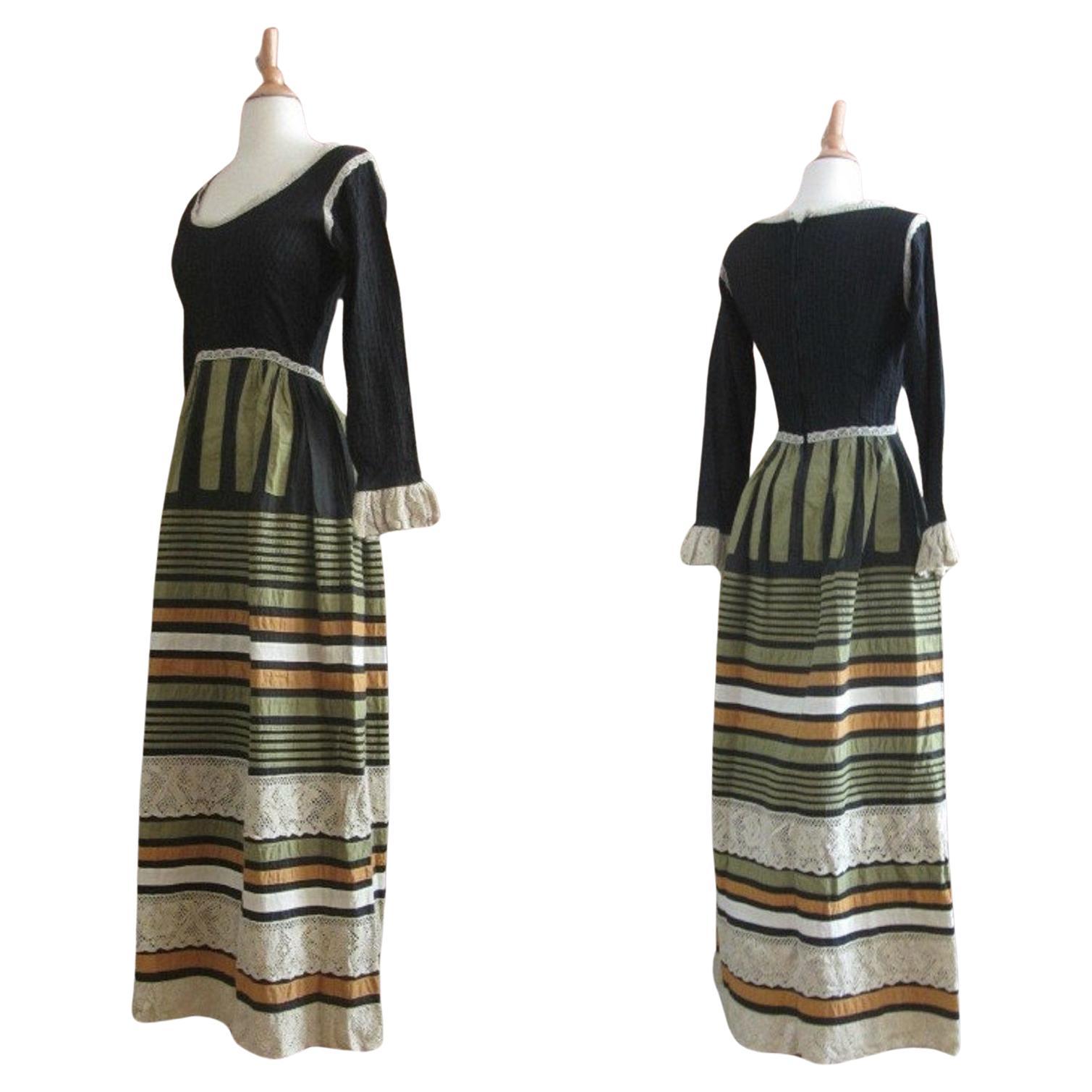 Georgia Charuhas Maxi Vestido Bohemio Mexicano, Circa 1970s en Excelente estado para la venta en Brooklyn, NY