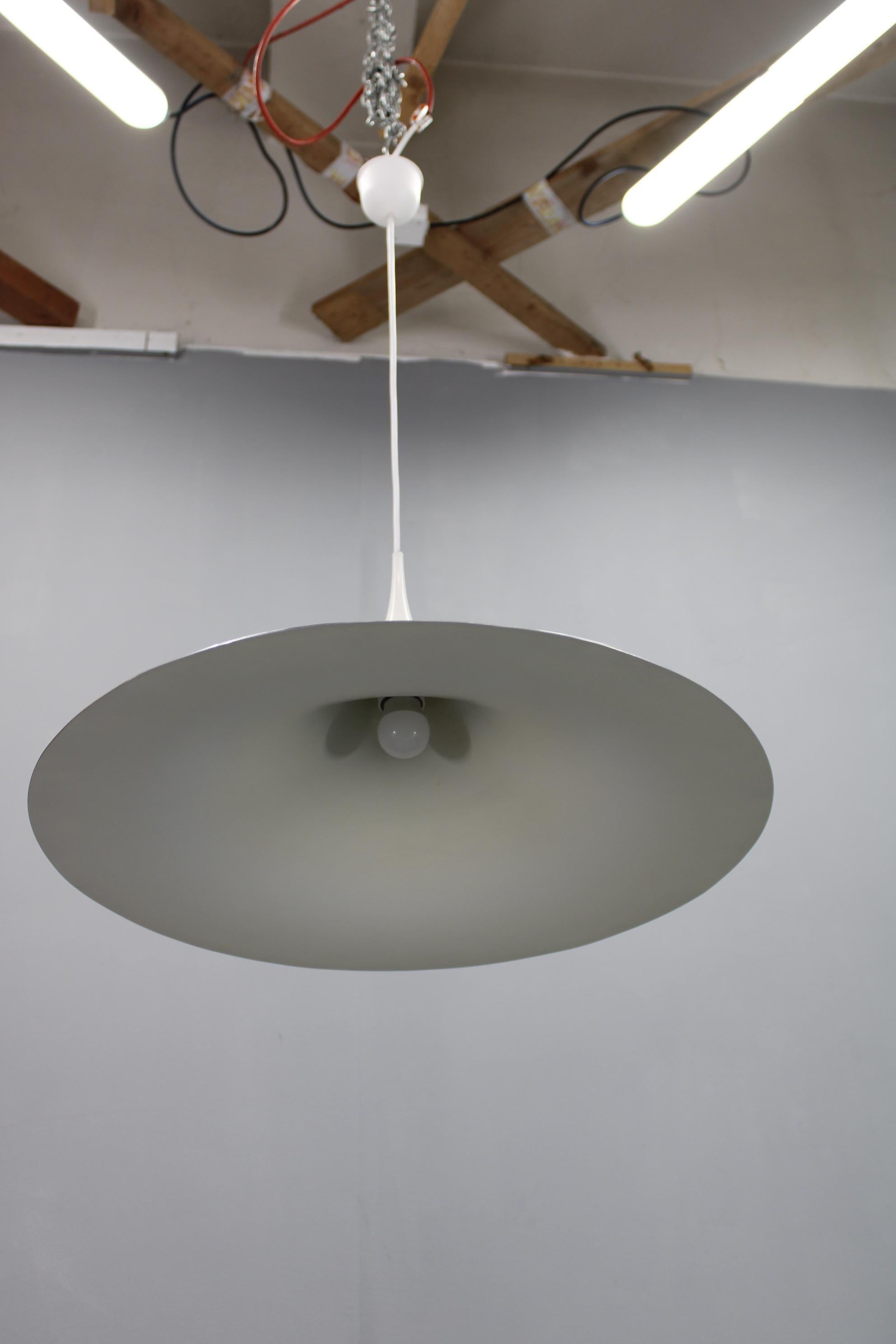 Mid-Century moderno Lampada a semi sospensione Bonderup e Thorup degli anni '70 per Fog and Morup, Danimarca in vendita