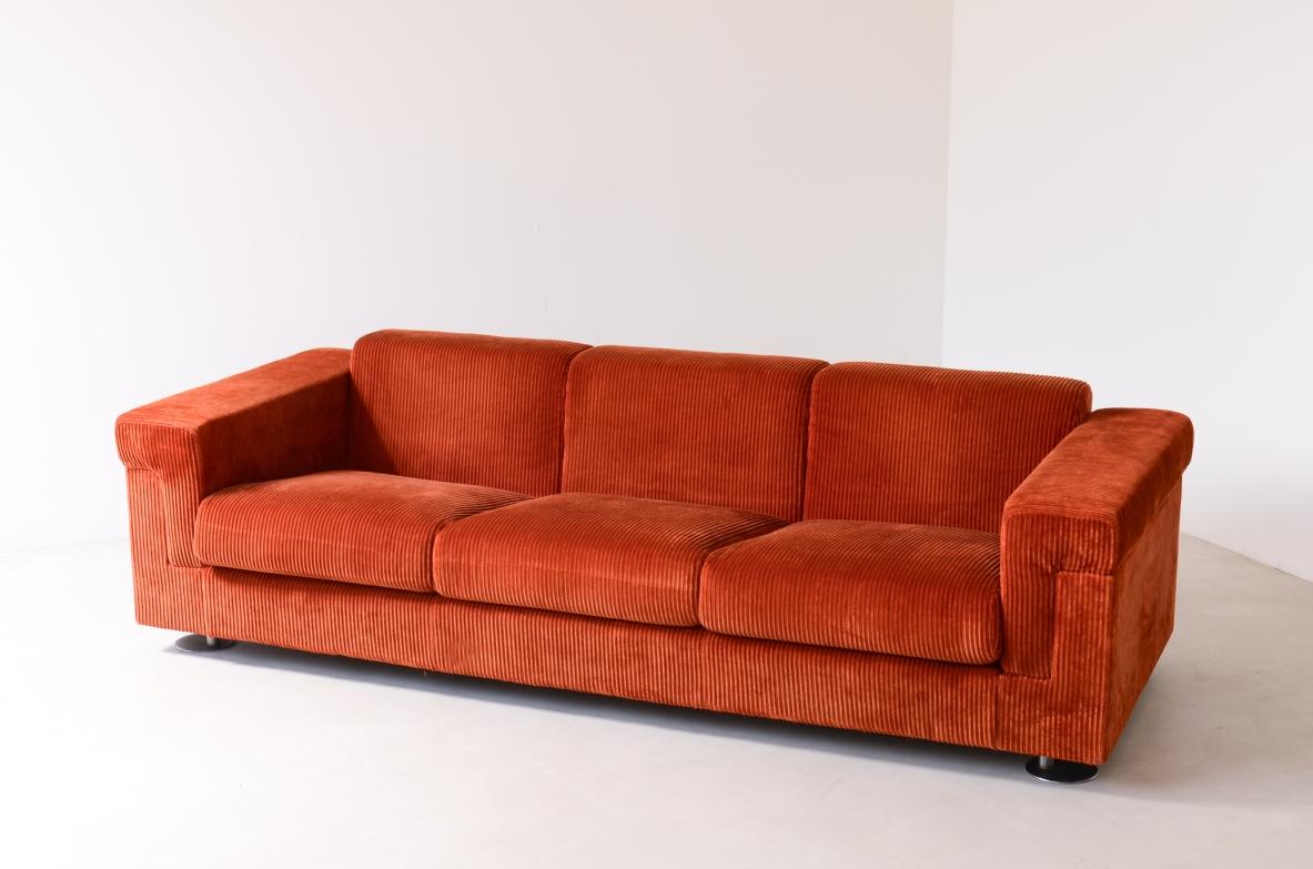 Italian 1970's Borsani Tecno three-seater sofa For Sale