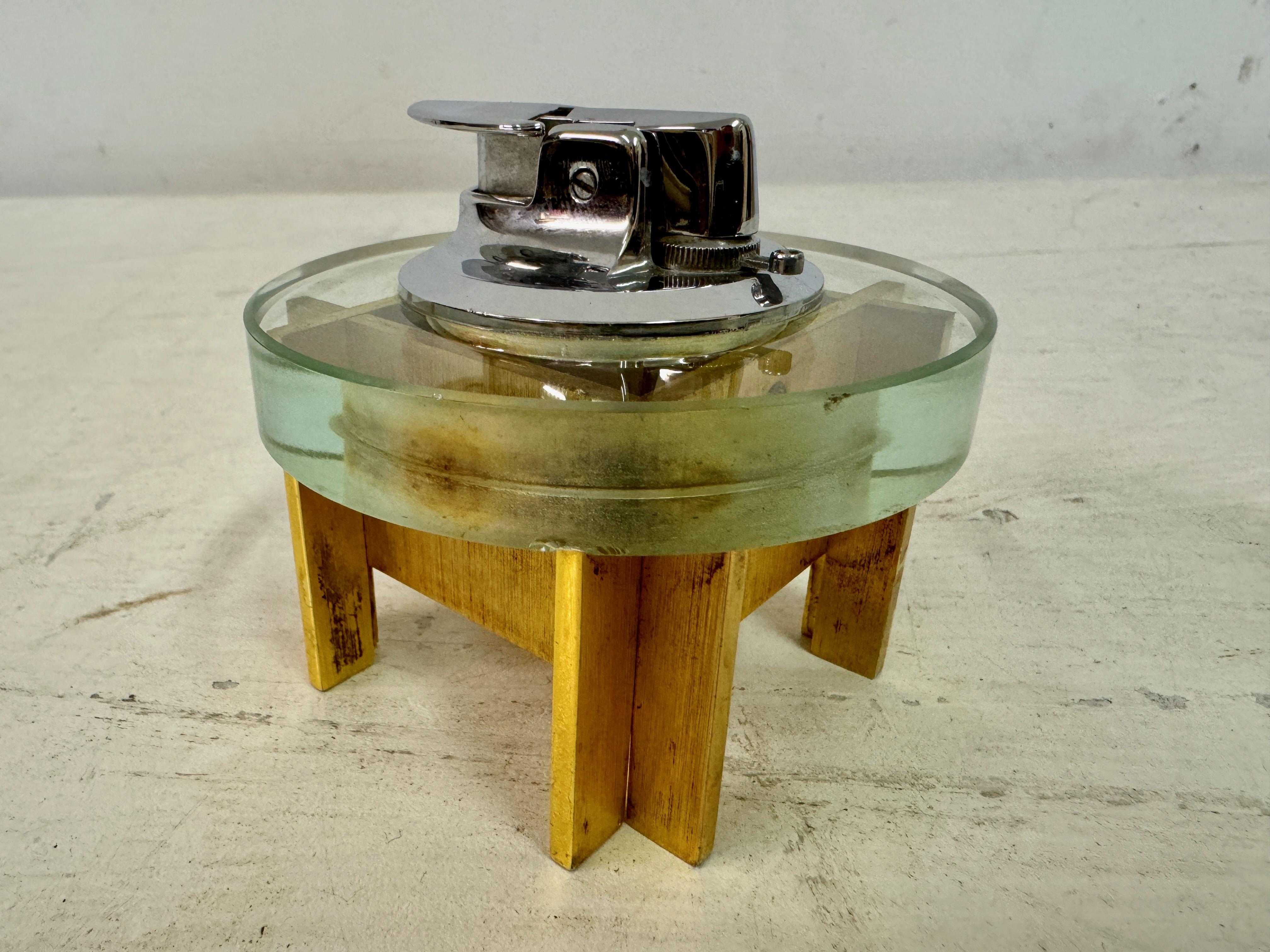 1970s Brass And Glass Desk Lighter By Ronson In Good Condition In London, London