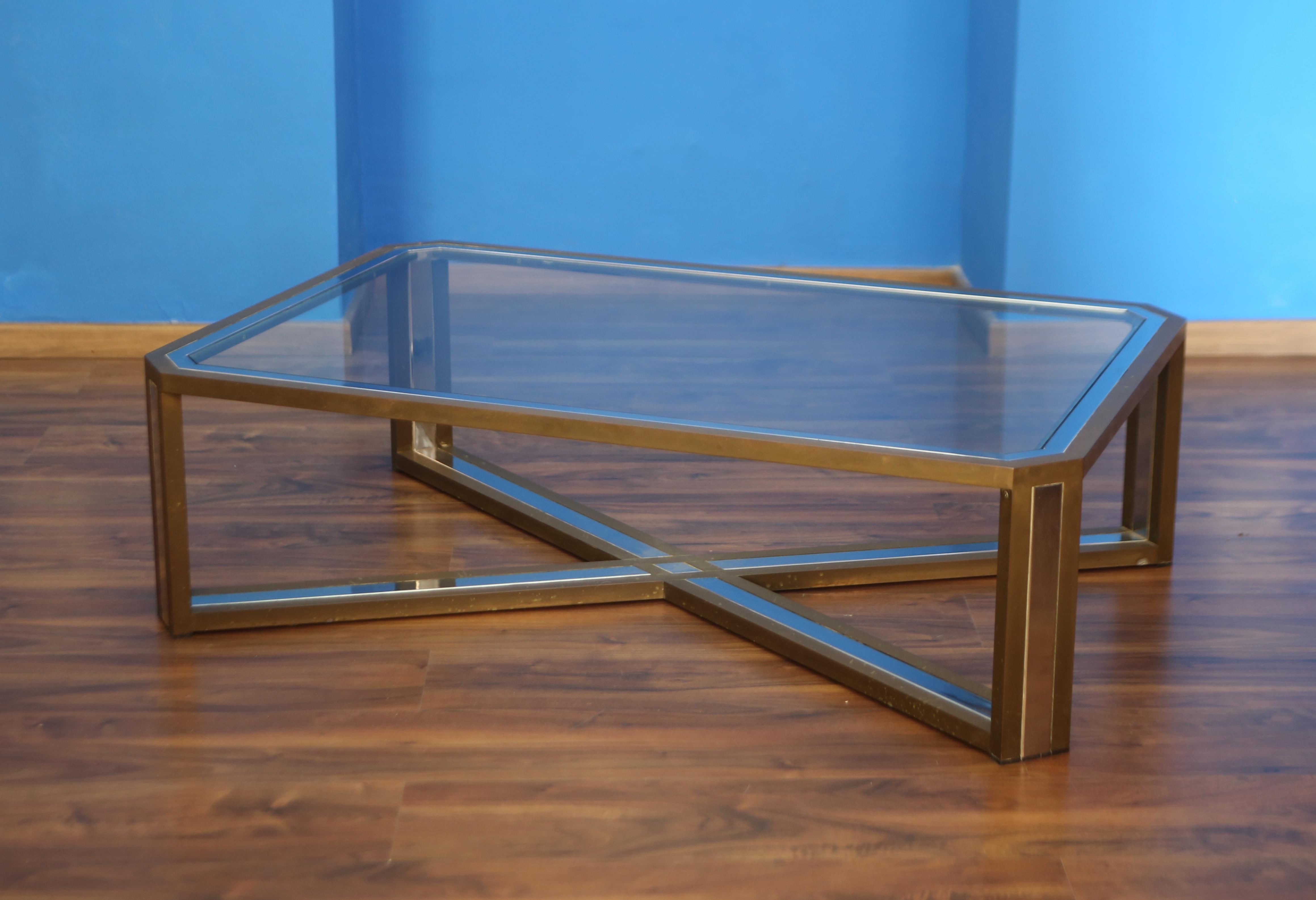Élégante table basse en laiton et acier des années 1970 par Romeo Rega
