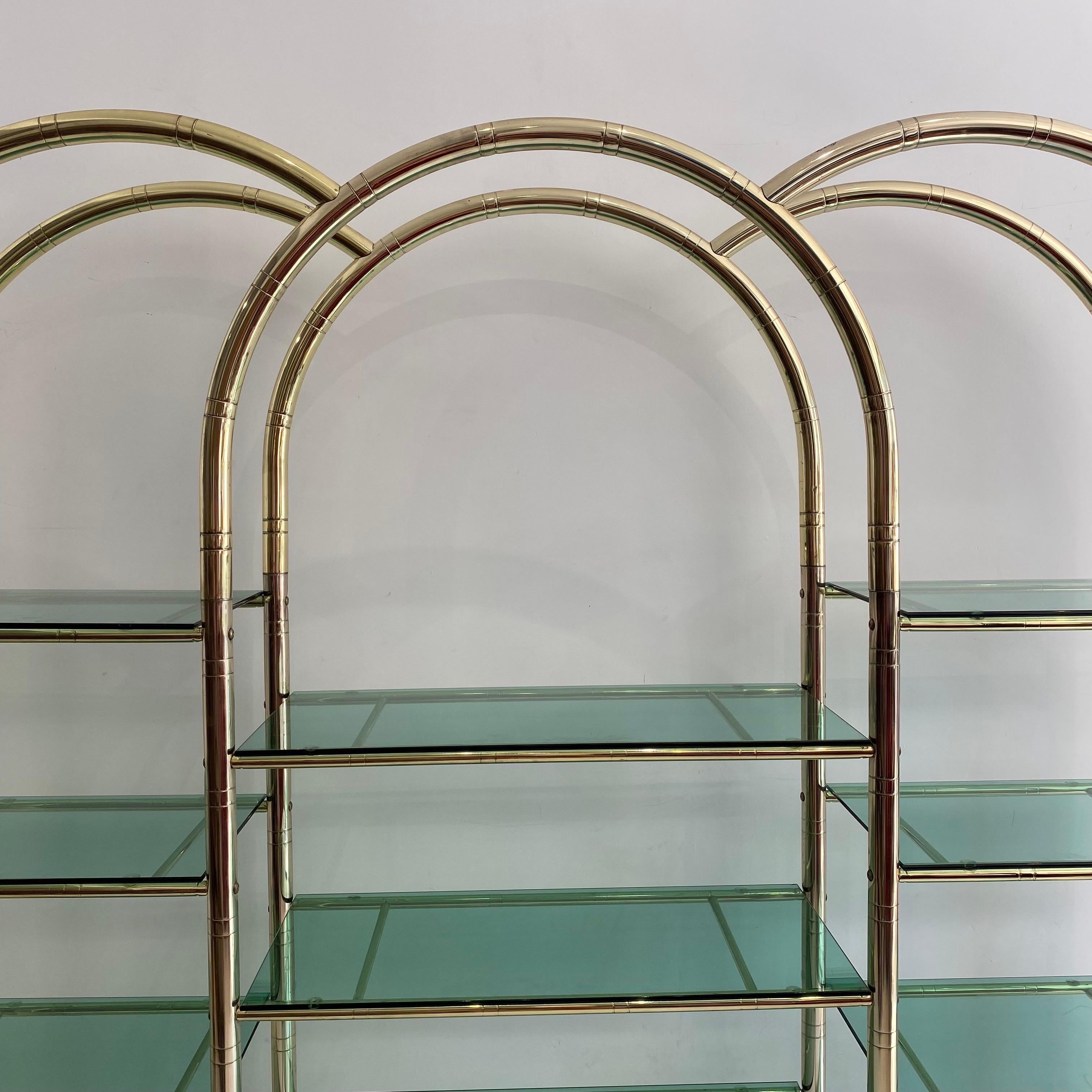 1970s Brass Faux Bamboo Glass Display Unit Hollywood Regency Zevi Rega 1980s  In Good Condition For Sale In London, GB