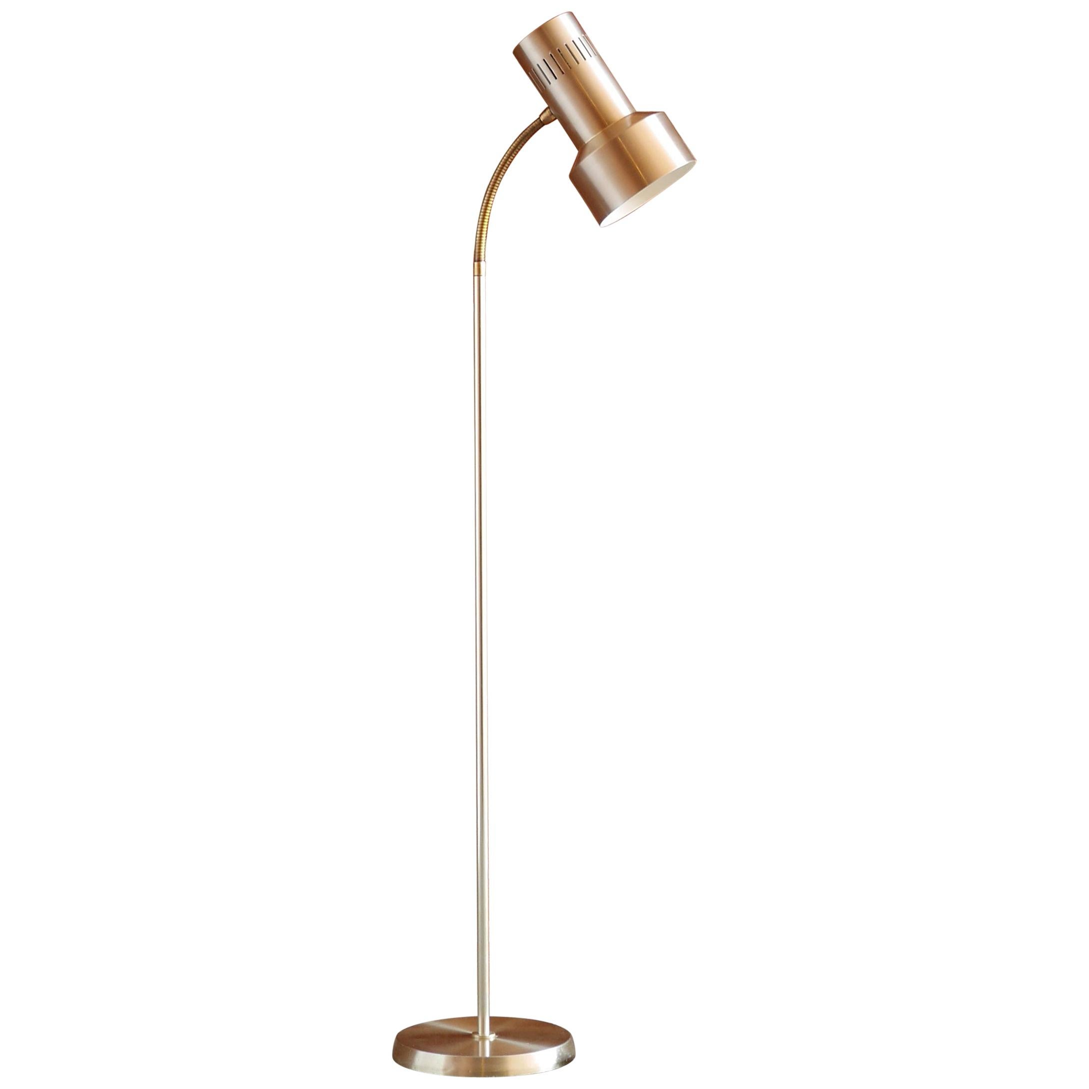 1970s Brass Gooseneck Reading Light Floorlamp For Sale