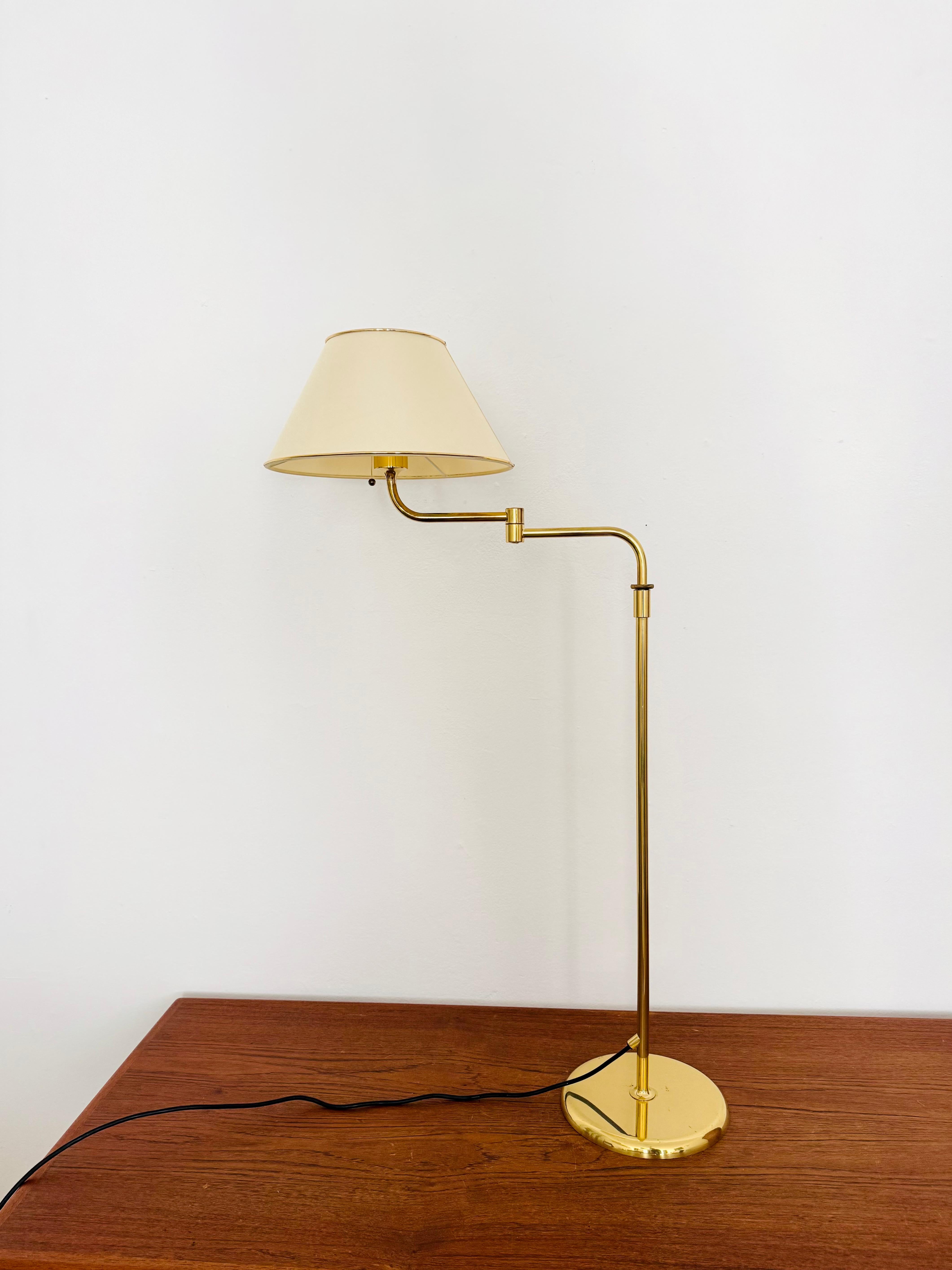 1970s brass Lesan floor lamp by Florian Schulz In Good Condition For Sale In München, DE